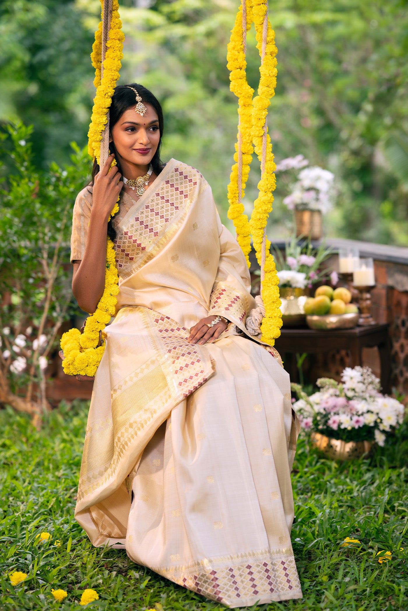Amodhini - Off White Kanchipuram Silk Saree