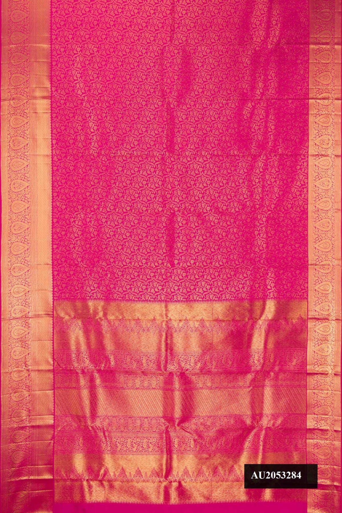 Dark Pink Dual Tone Kanchipuram Silk Saree with Zari Brocade on the body and Zari Border.  displayed on a mannequin