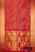 Dark Pink Dual Tone Kanchipuram Silk Saree with Zari Brocade on the body and Zari Border.  displayed on a mannequin