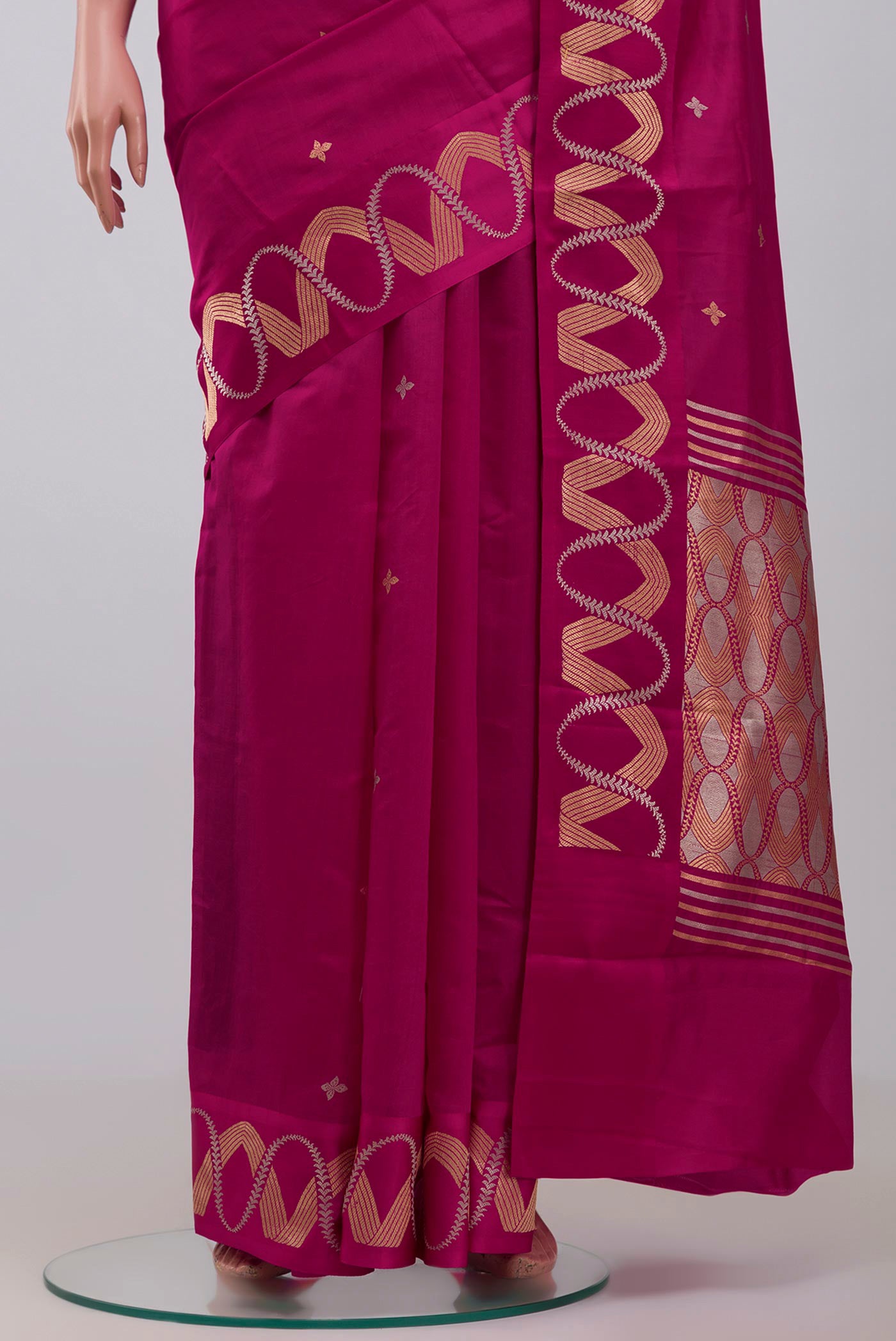 Pleats and pallu of Pink Banarasi Katan Silk Saree with Zari Butta on the body and Zari Border