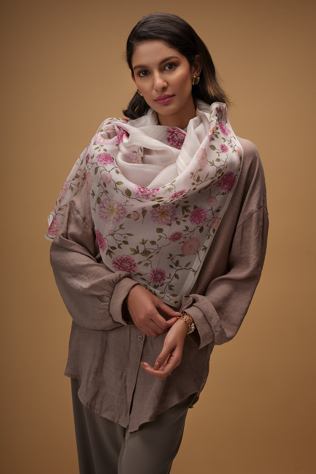 Flat view of White Pure Organza Silk Saree with Bird Print on the body and Without Border