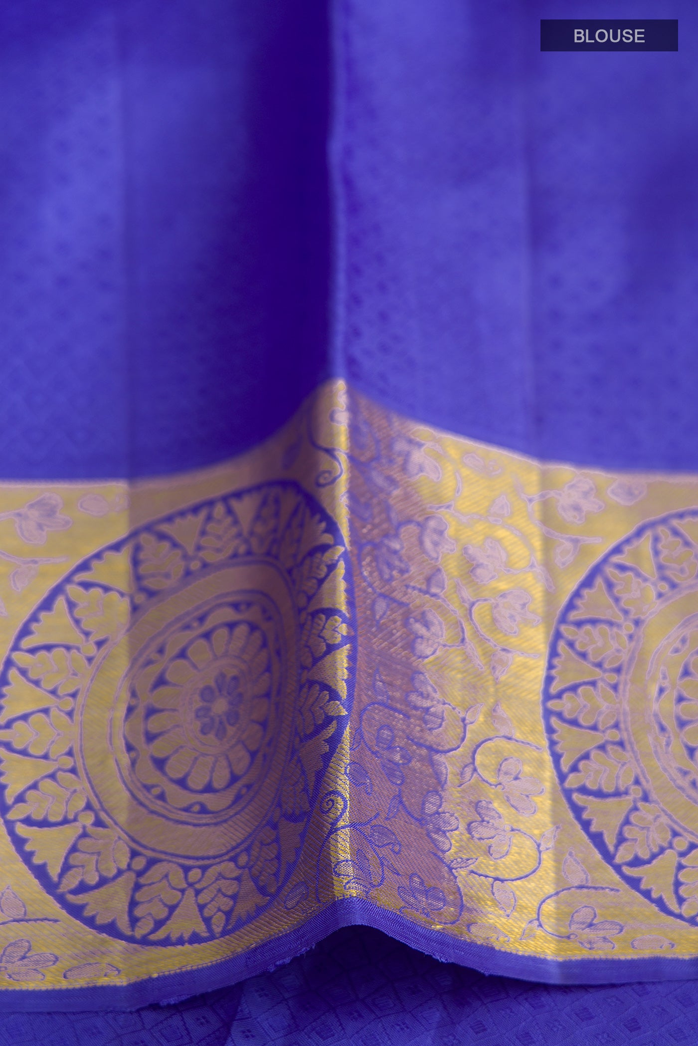 Close up image of the blouse of Pink Kanjivaram Silk Saree with Jacquard With Zari Butta on the body and Zari Border. 