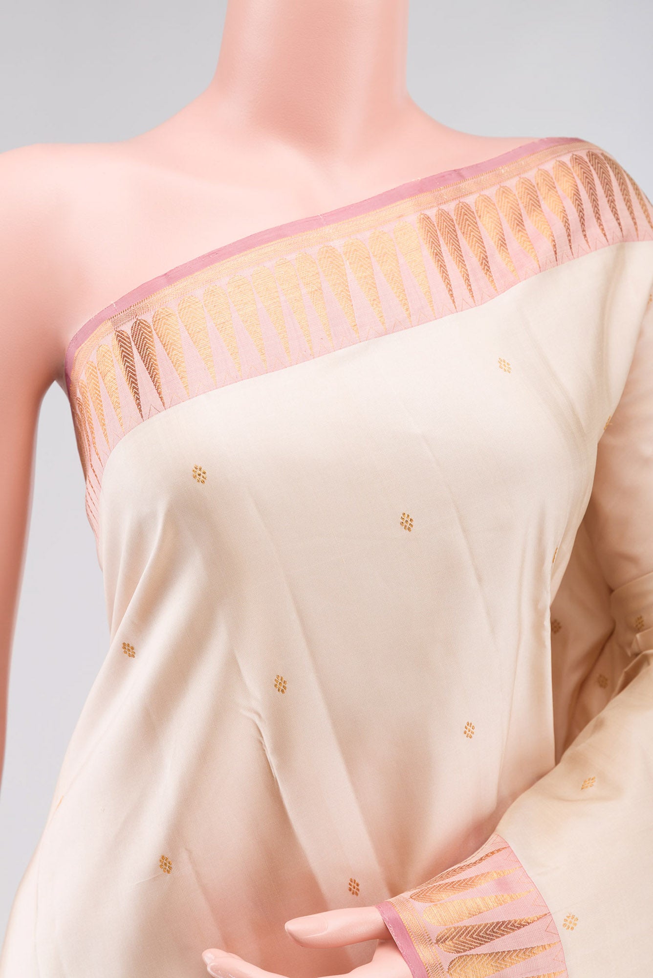 Amara-Cream Kanchipuram Silk Saree
