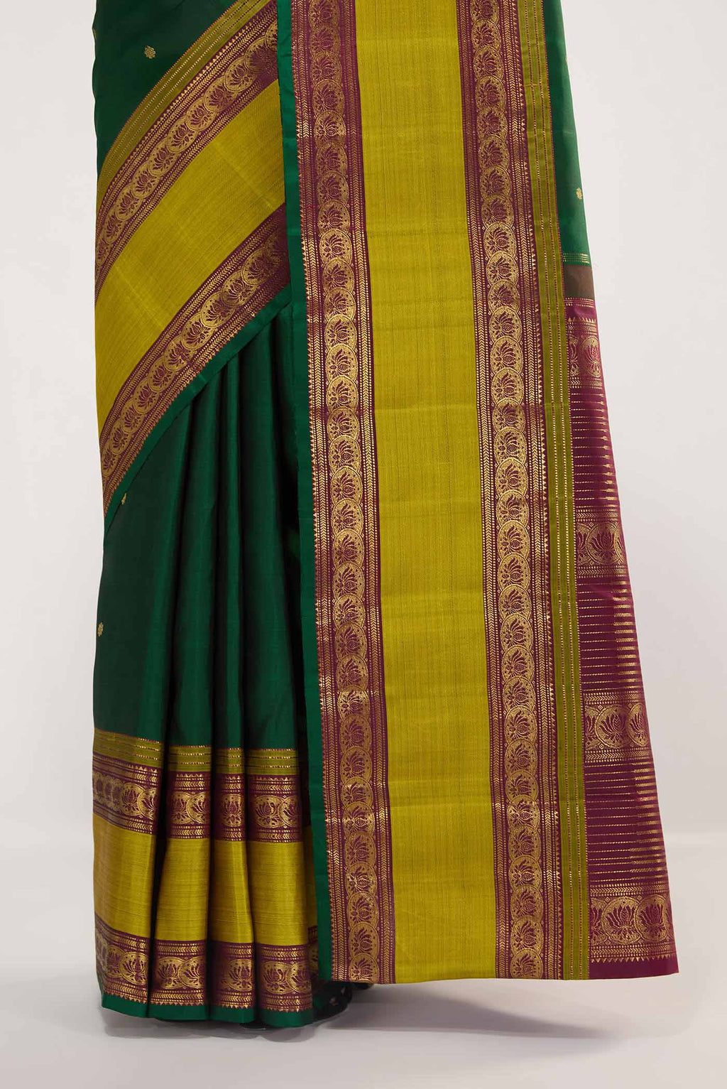 Pleats and pallu of Green Pure Organza Silk Saree with Bird Print on the body and Without Border