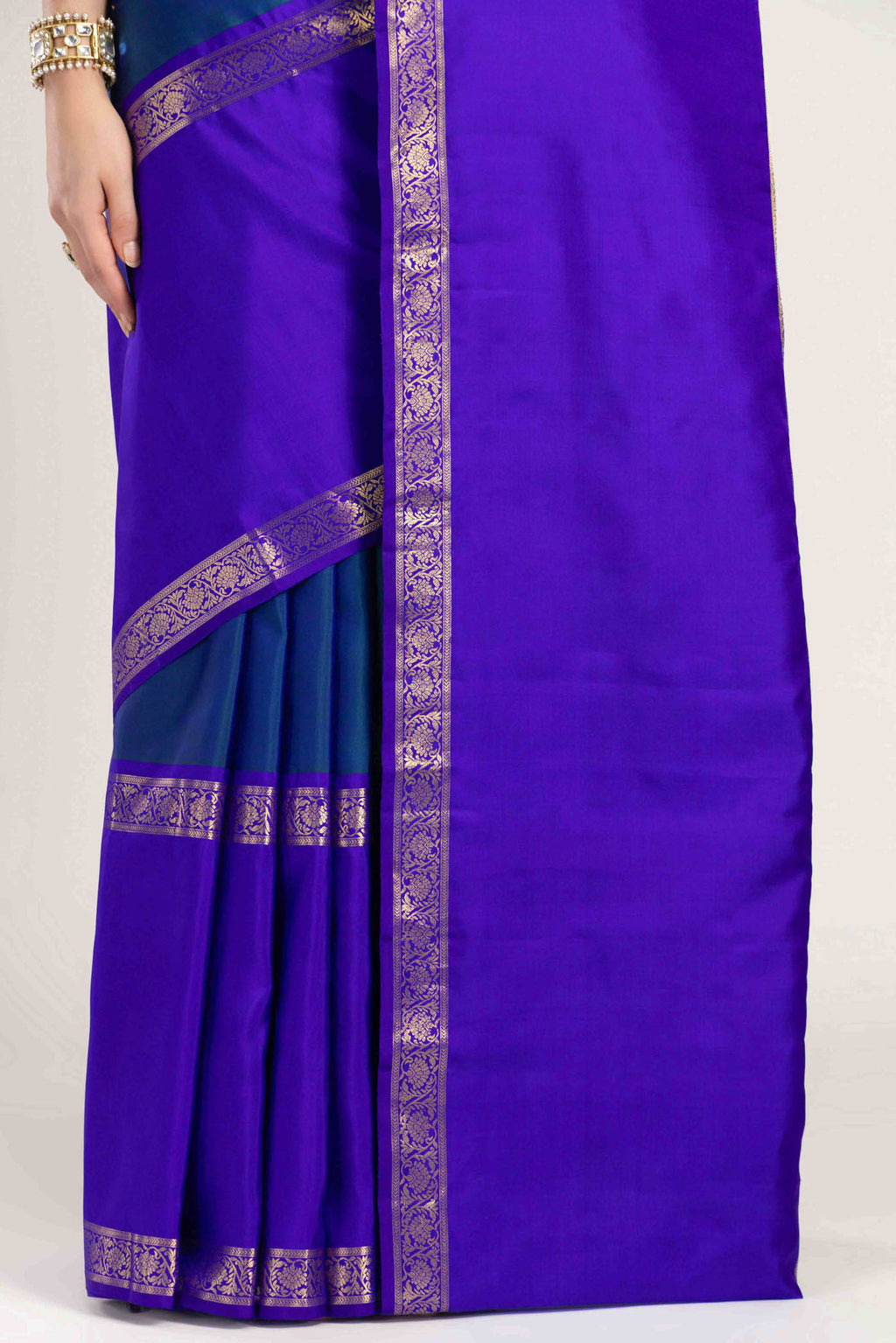 pleats pallu