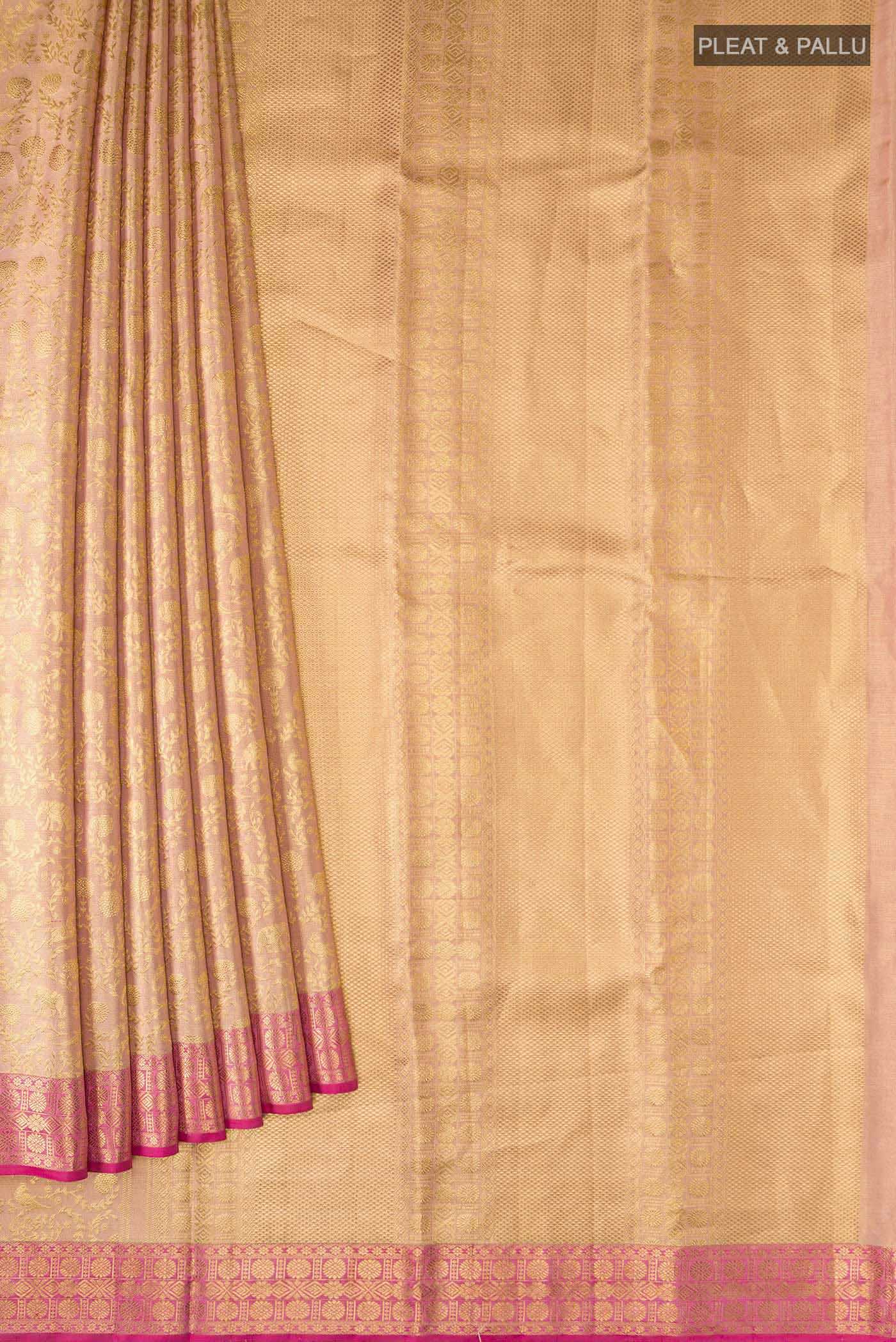 pleats pallu