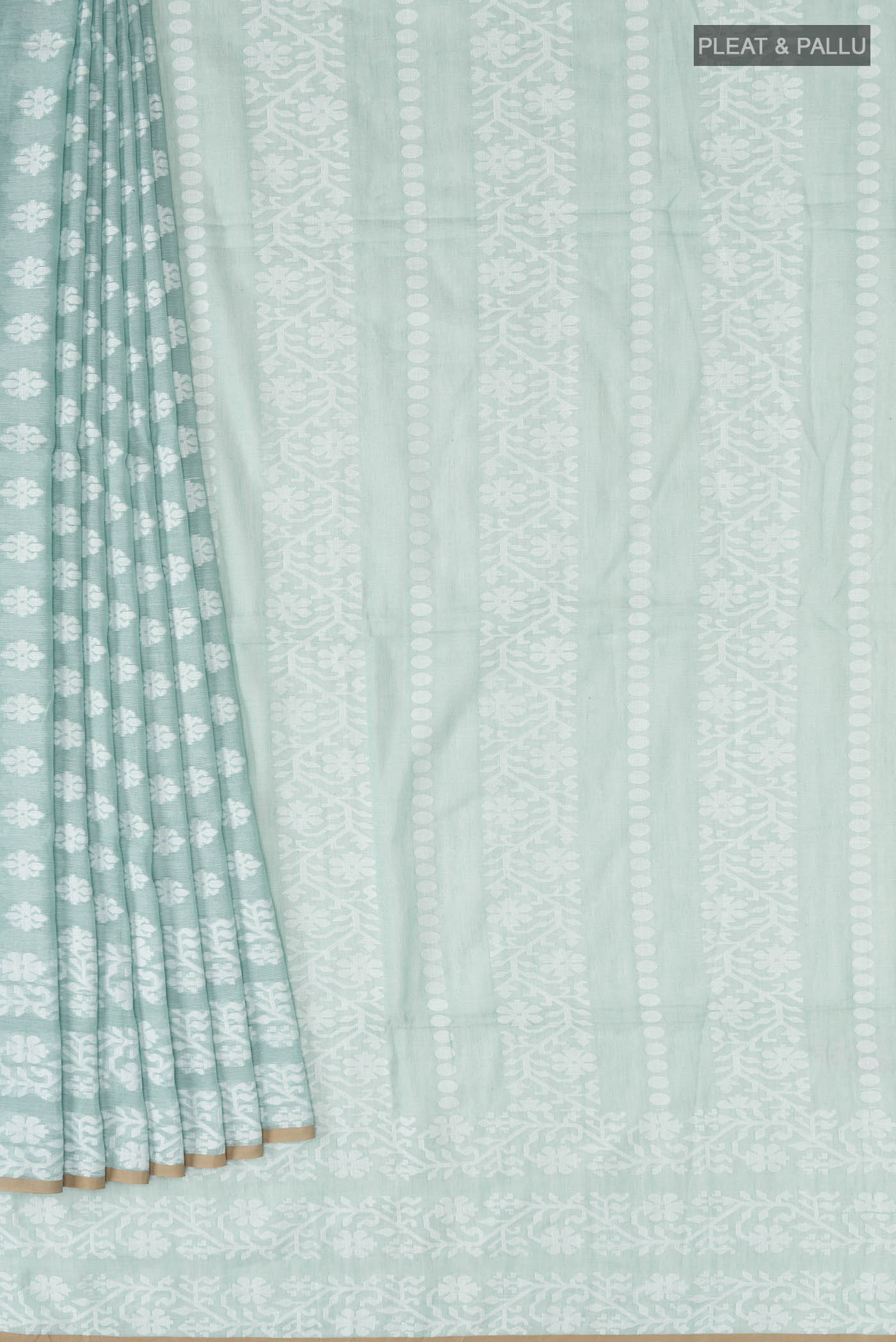 Pleats and pallu of Light Green Bengal Cotton Saree with Jamdani on the body and Thread Border