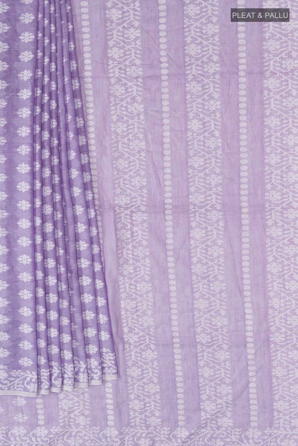 Pleats and pallu of Lavender Bengal Cotton Saree with Jamdani on the body and Thread Border