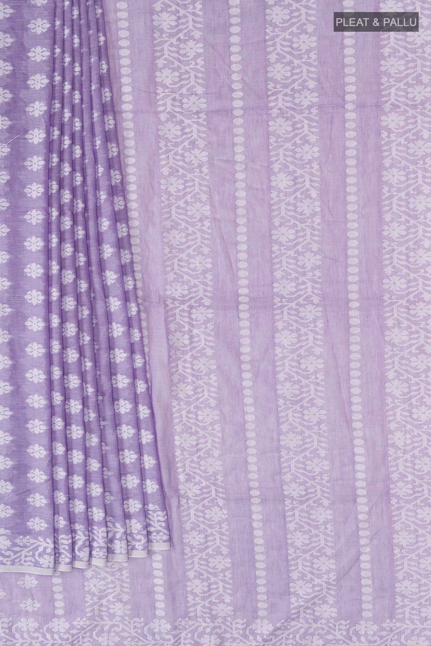 Pleats and pallu of Lavender Bengal Cotton Saree with Jamdani on the body and Thread Border
