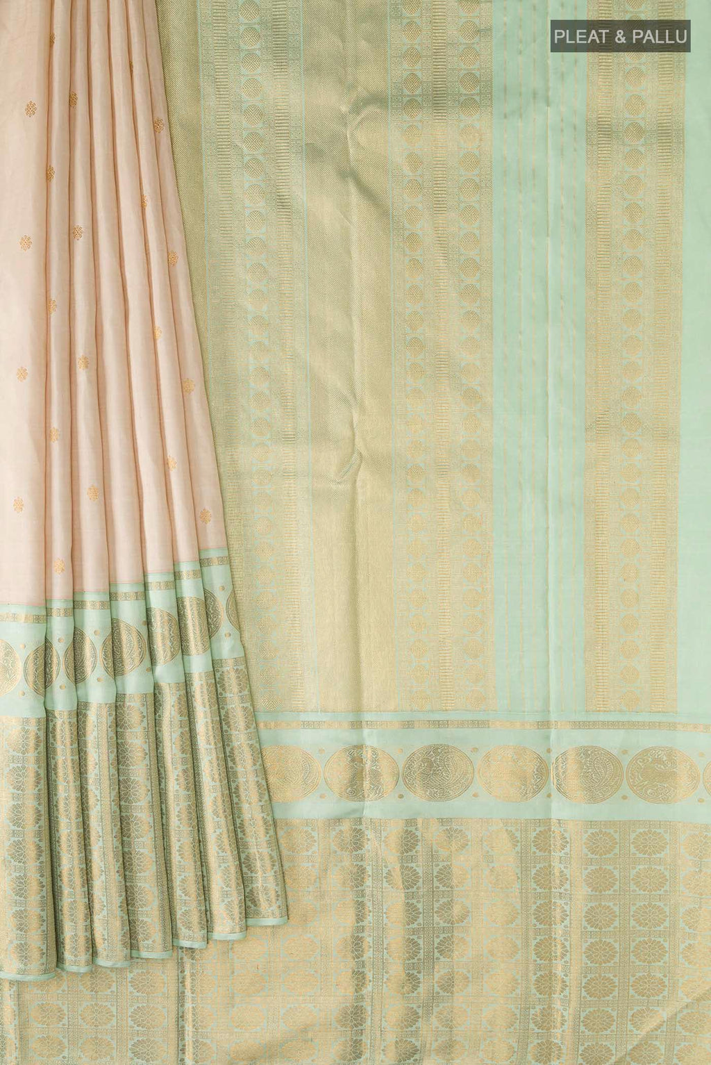pleats pallu