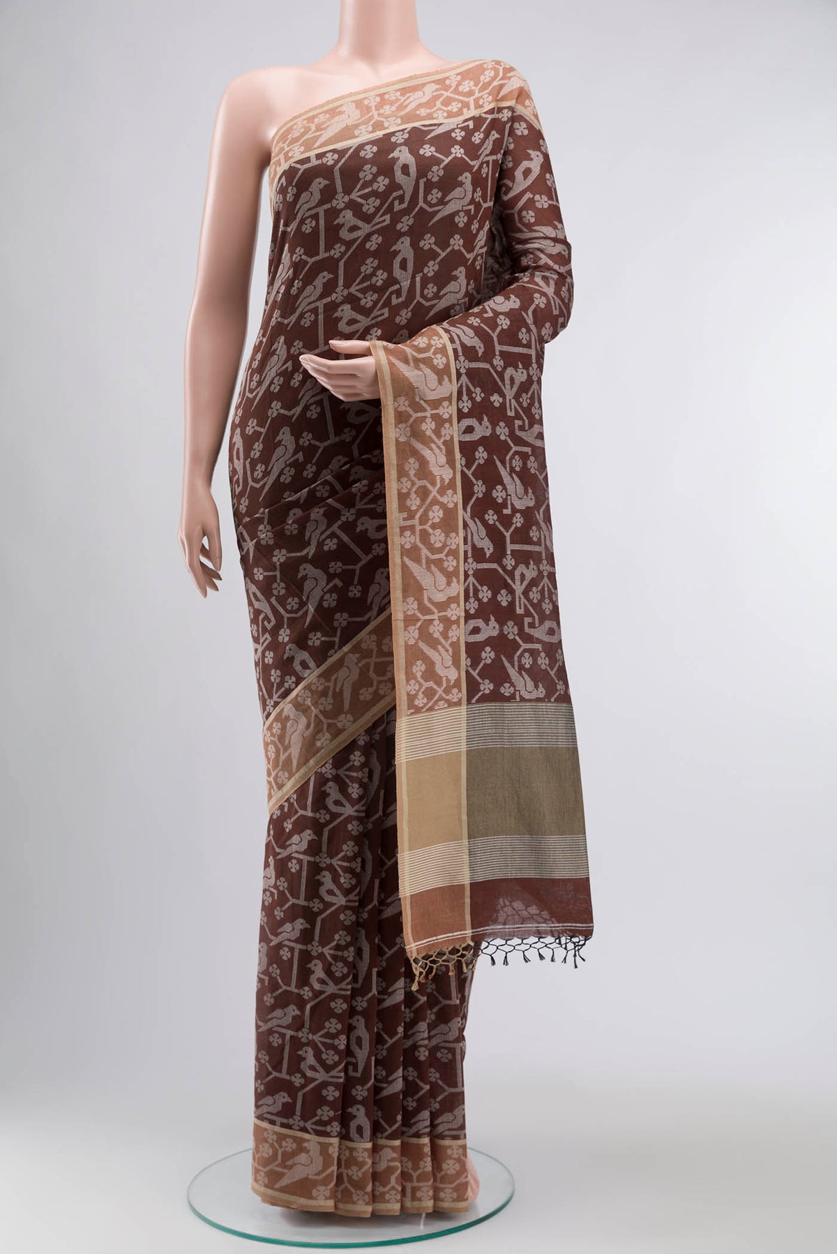 Brown Bengal Cotton Saree with Jamdani on the body and Thread Border displayed on a mannequin