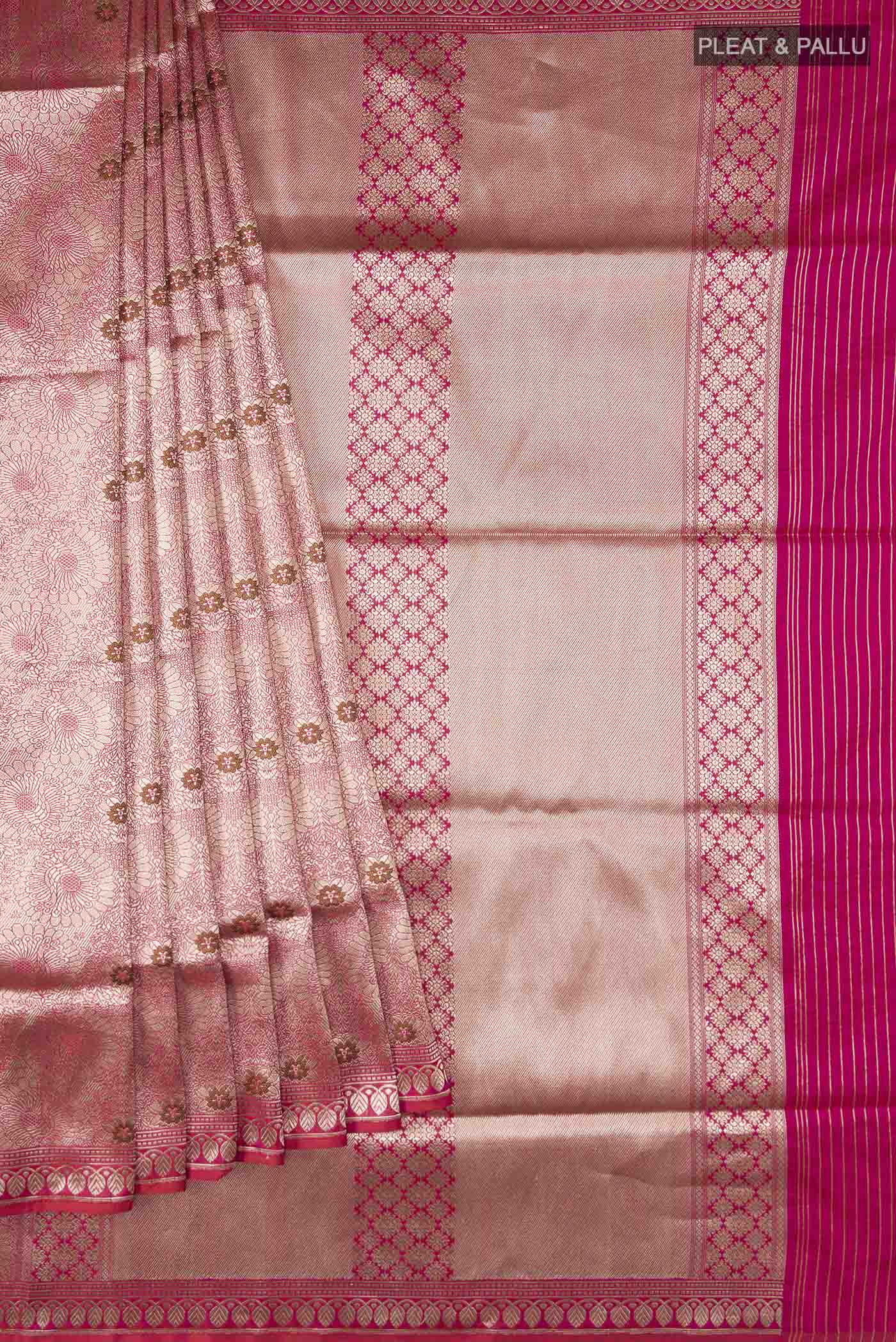pleats pallu