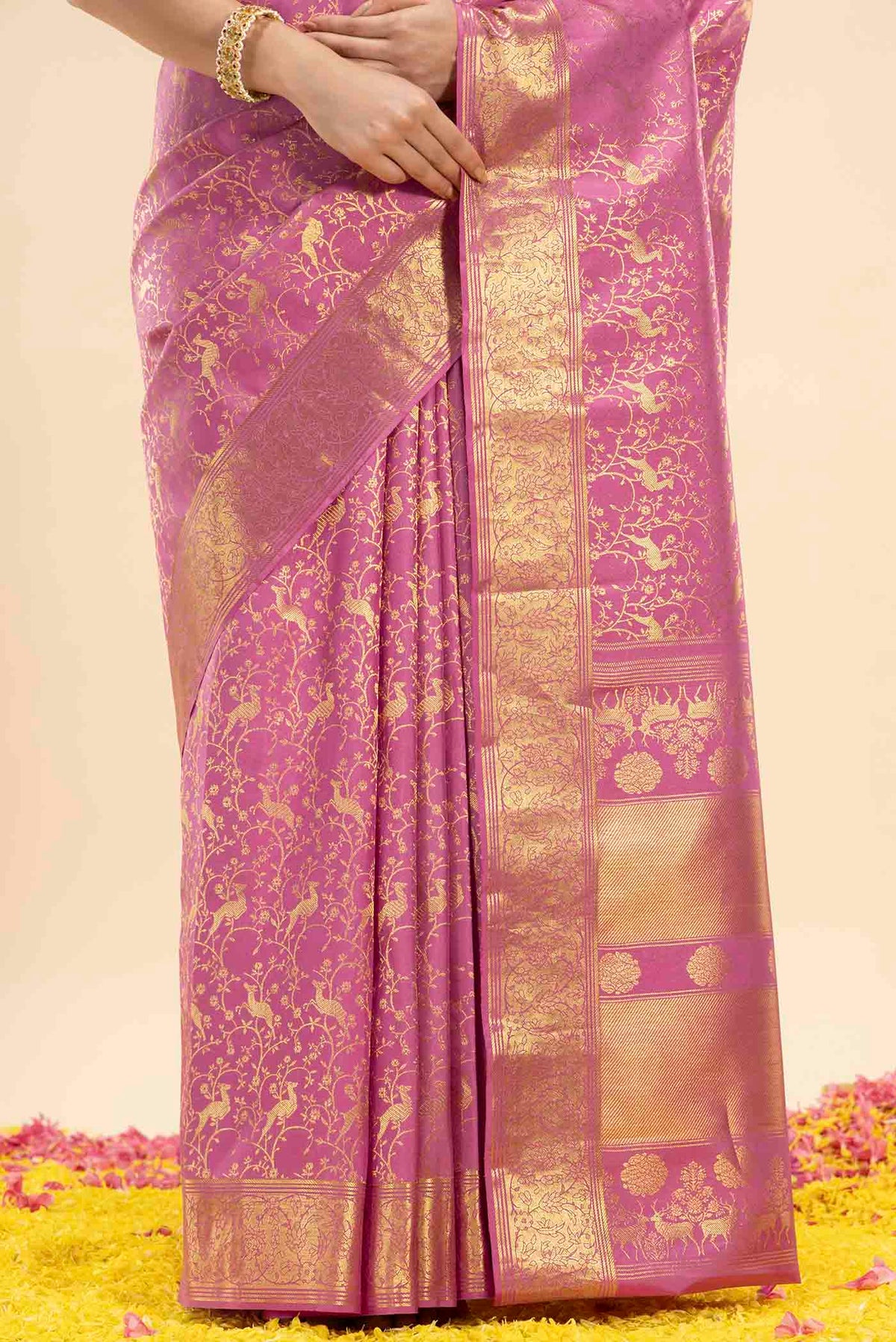 pleats pallu