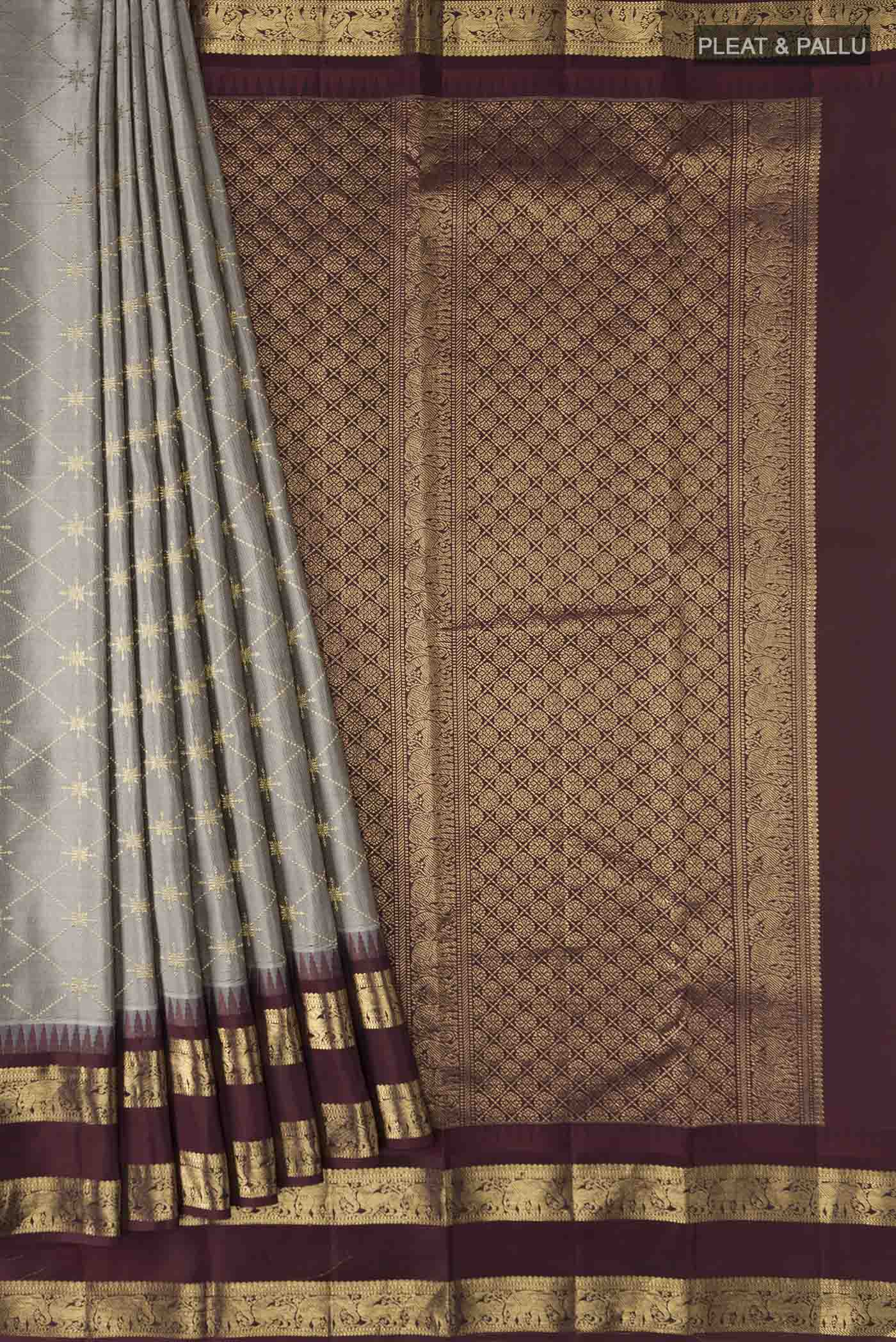 pleats pallu