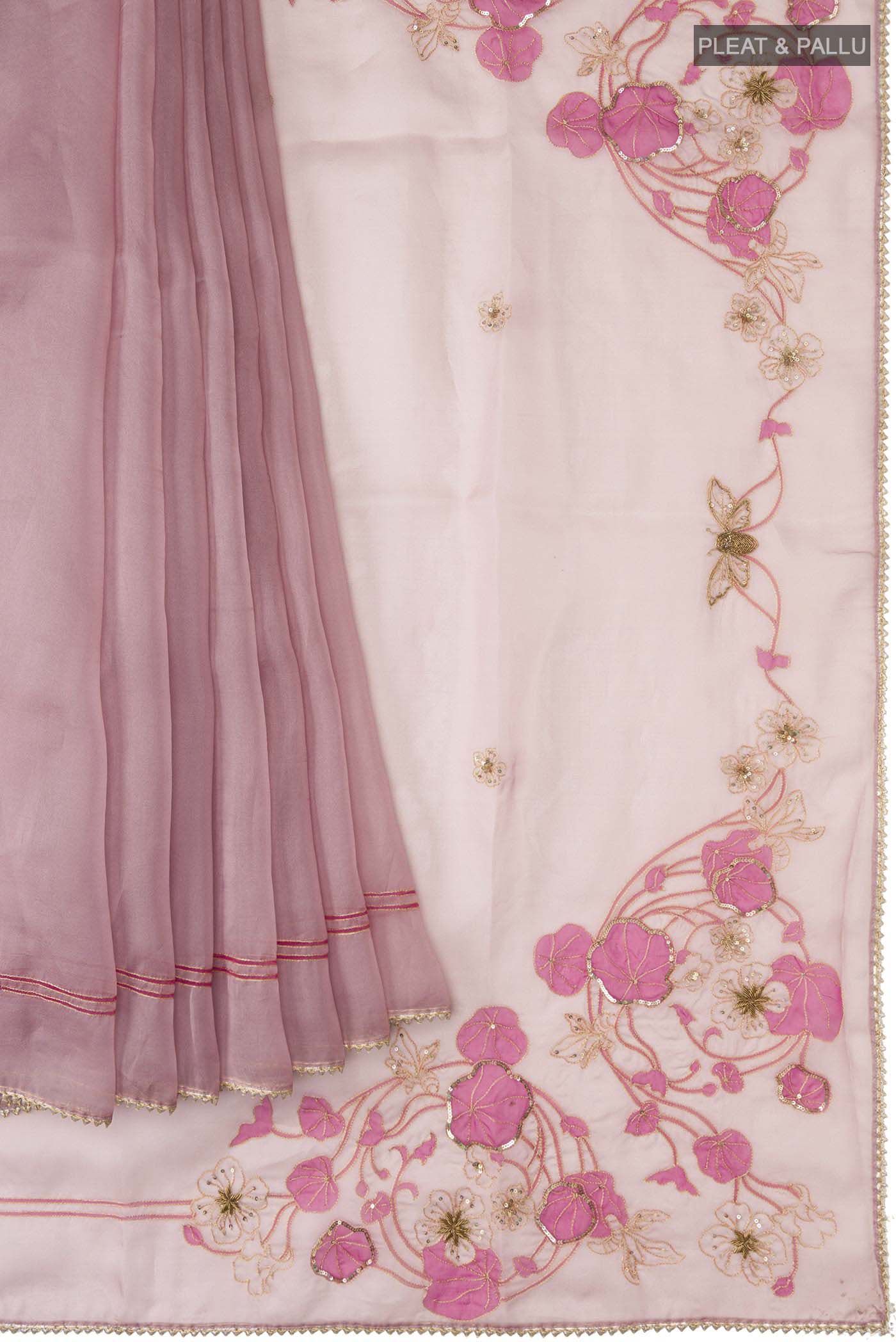 pleats pallu