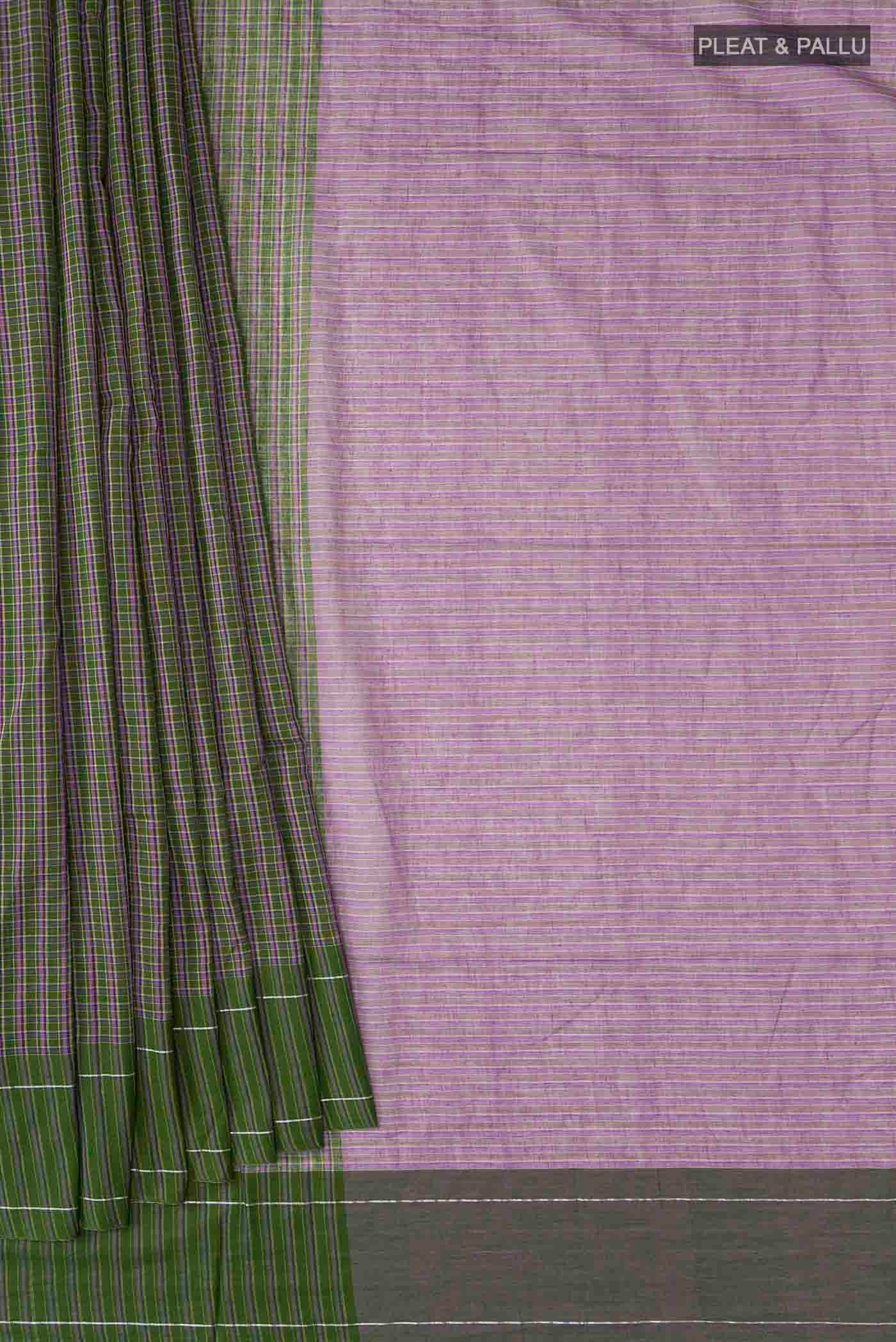 Pleats and pallu of Patang features fine multi-coloured checks woven using four harmonious hues, creating a lively yet balanced design Translating to ?te)n Hindi, the saree reflects the light, easy spirit of a patang gliding across an open sky The border and pallu are minimal, finished with delicate zari accents that add subtle richness With its balanced play of colour, it makes for a breathable, comfortable drape