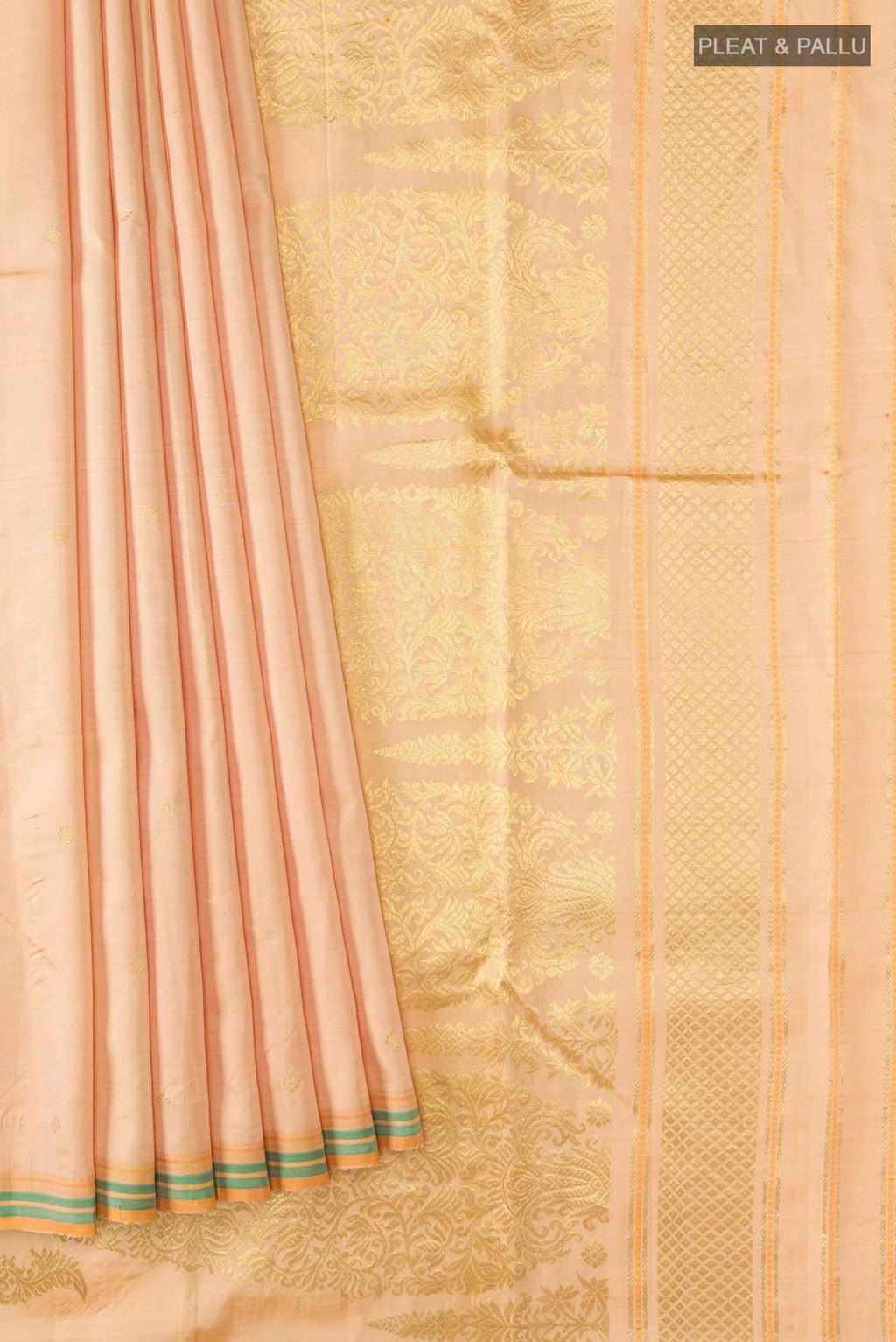 pleats pallu