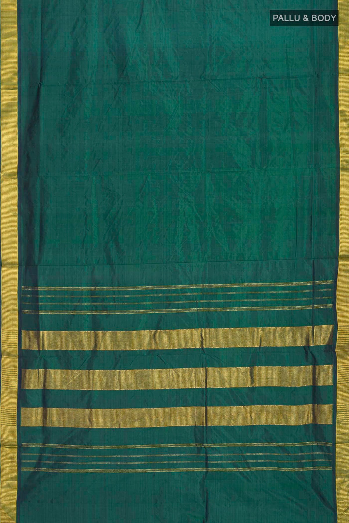 Flat view of Green Kanchipuram Silk Nine Yards Saree with Plain Body and Zari Border