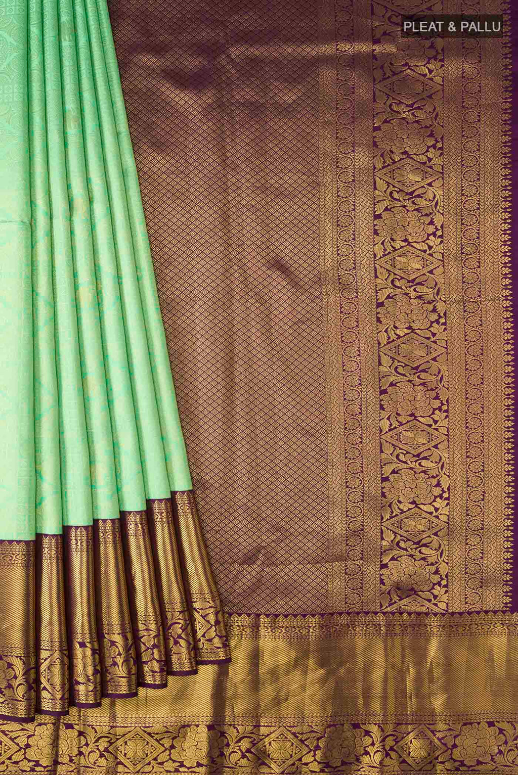 pleats pallu