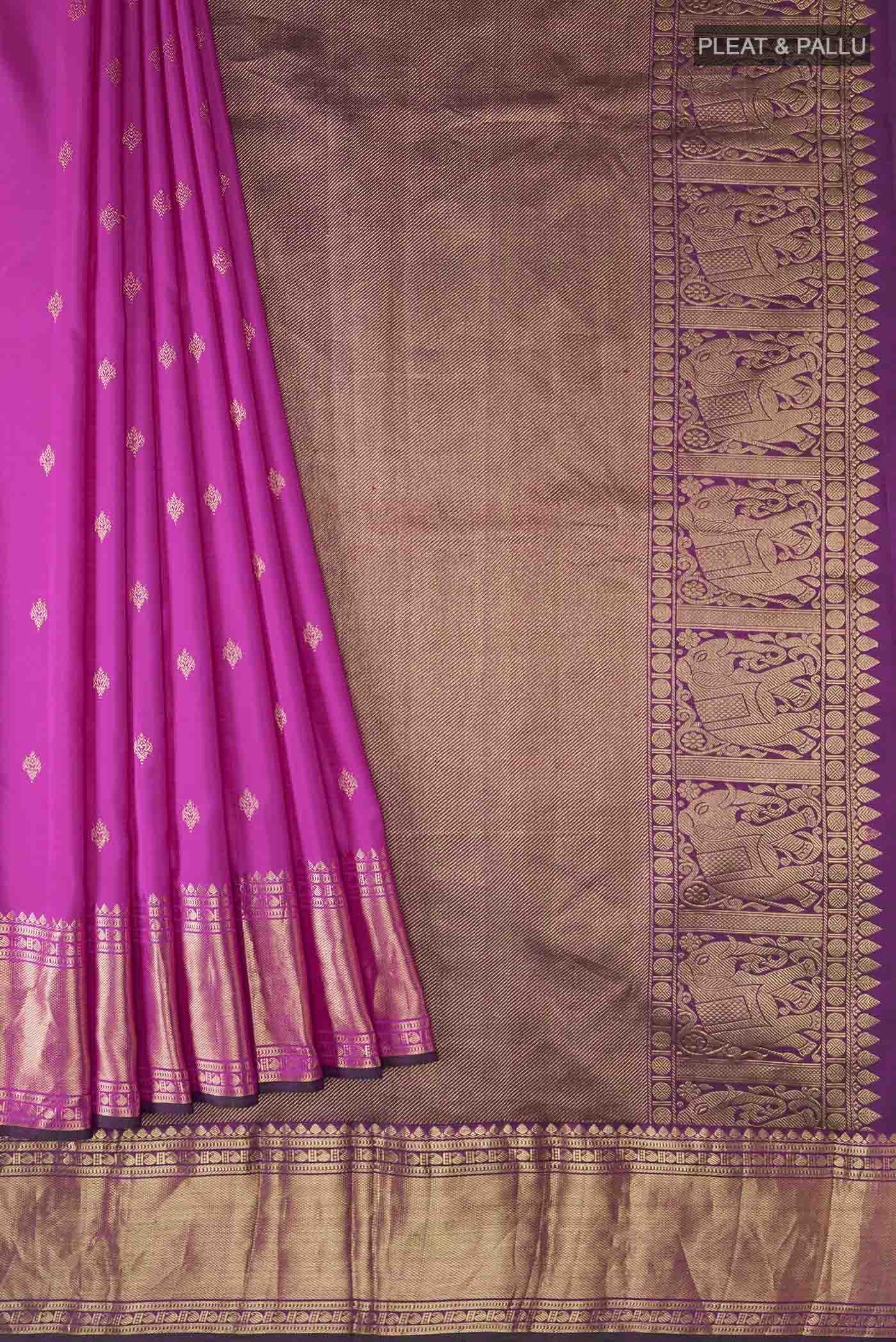 pleats pallu