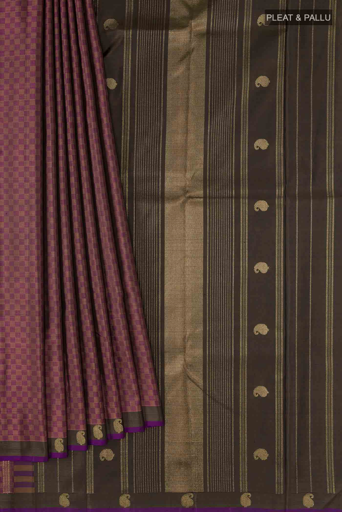 pleats pallu