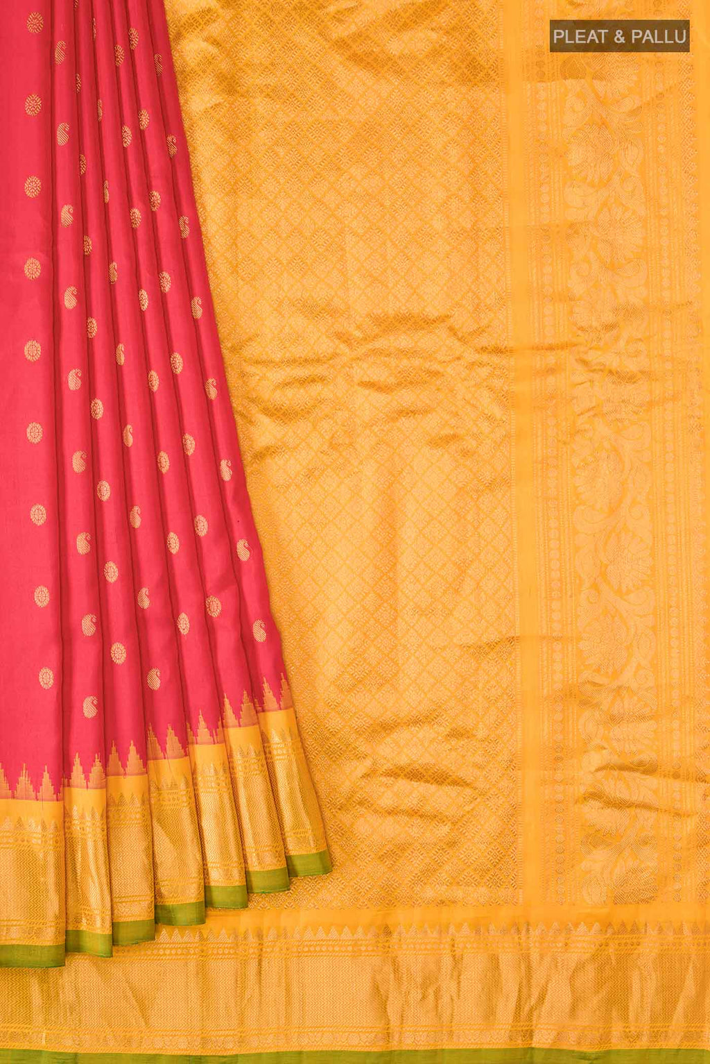 pleats pallu