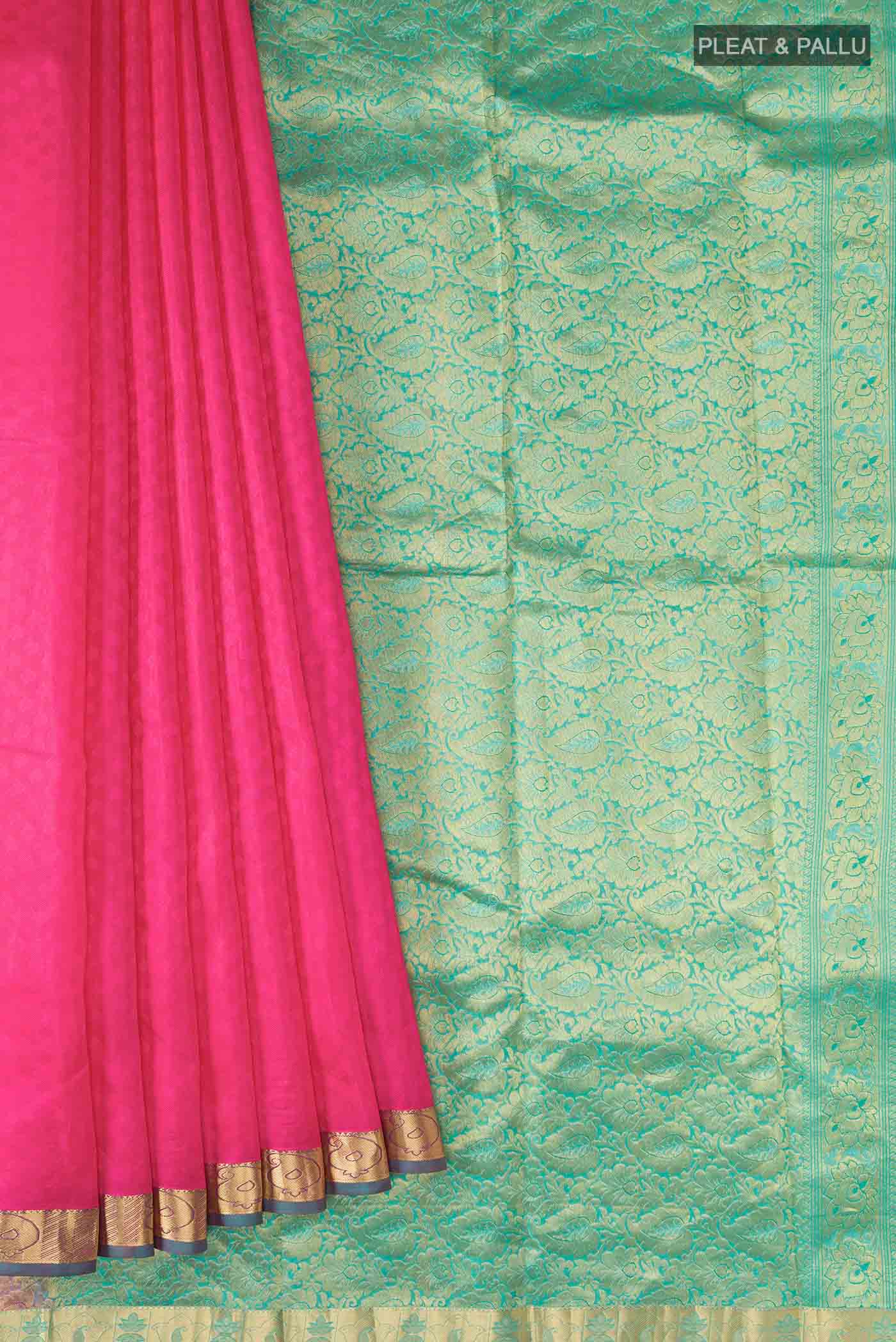 pleats pallu