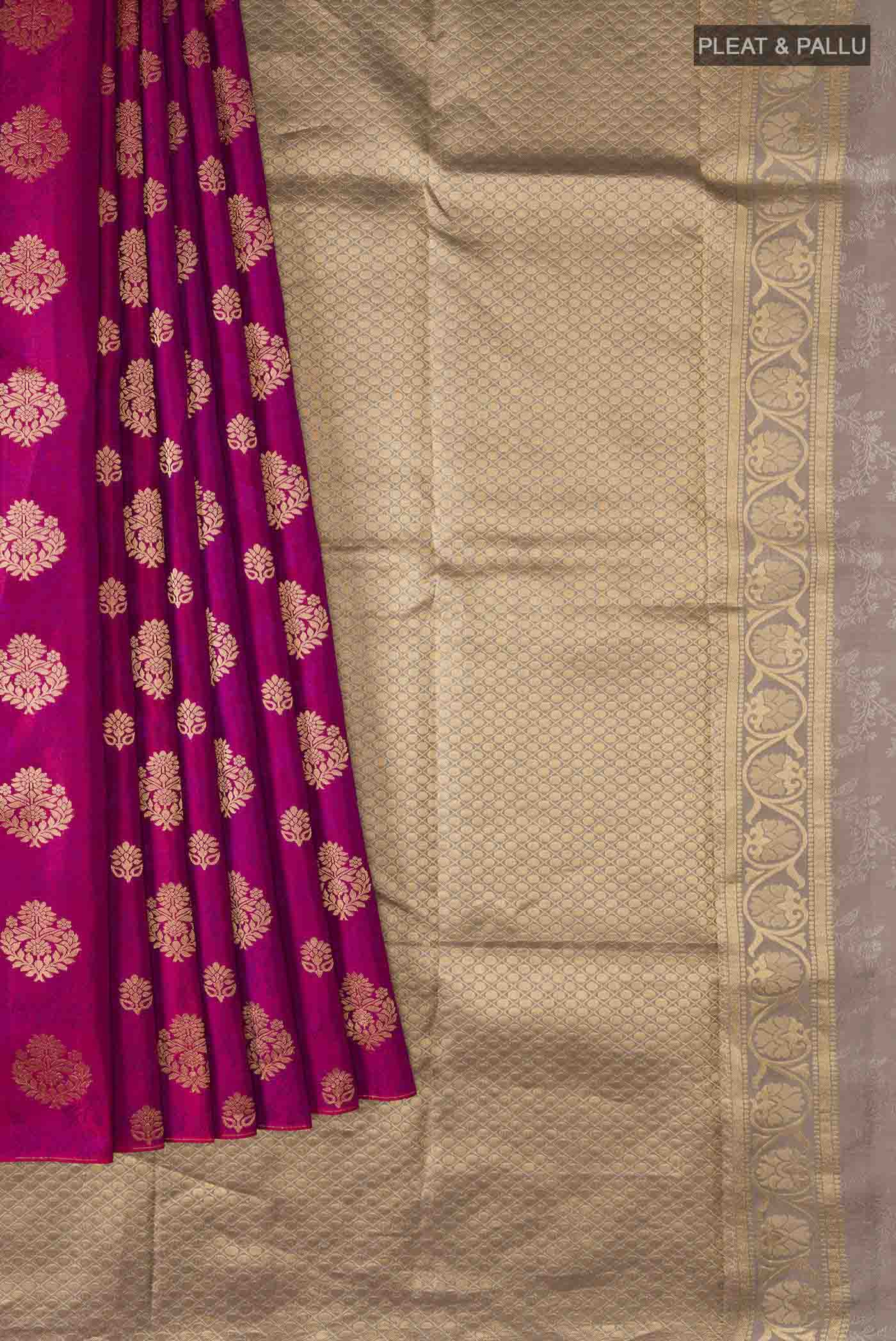 pleats pallu