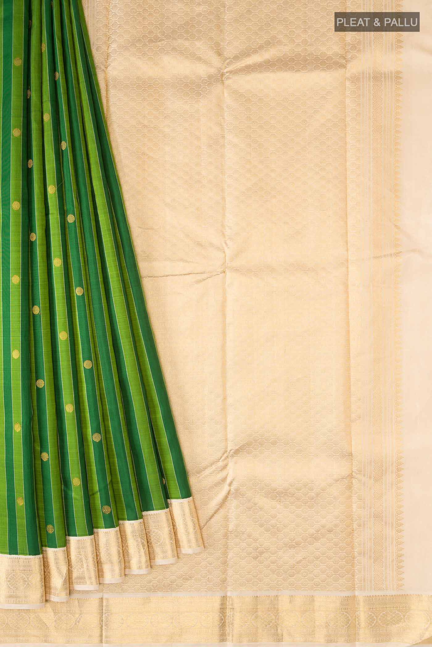 pleats pallu
