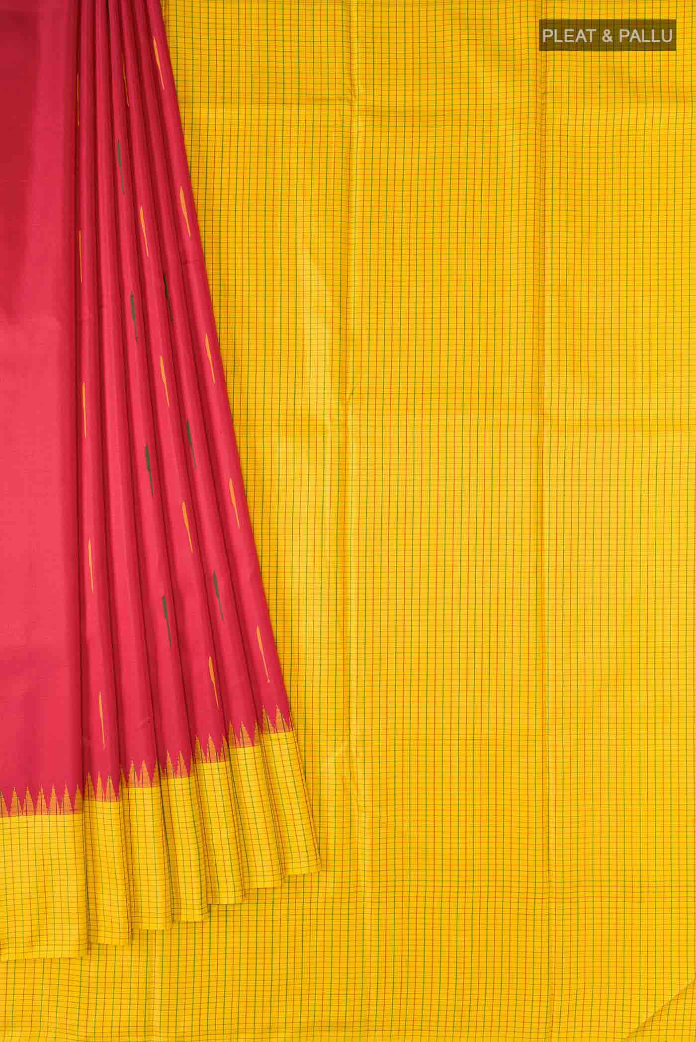 pleats pallu