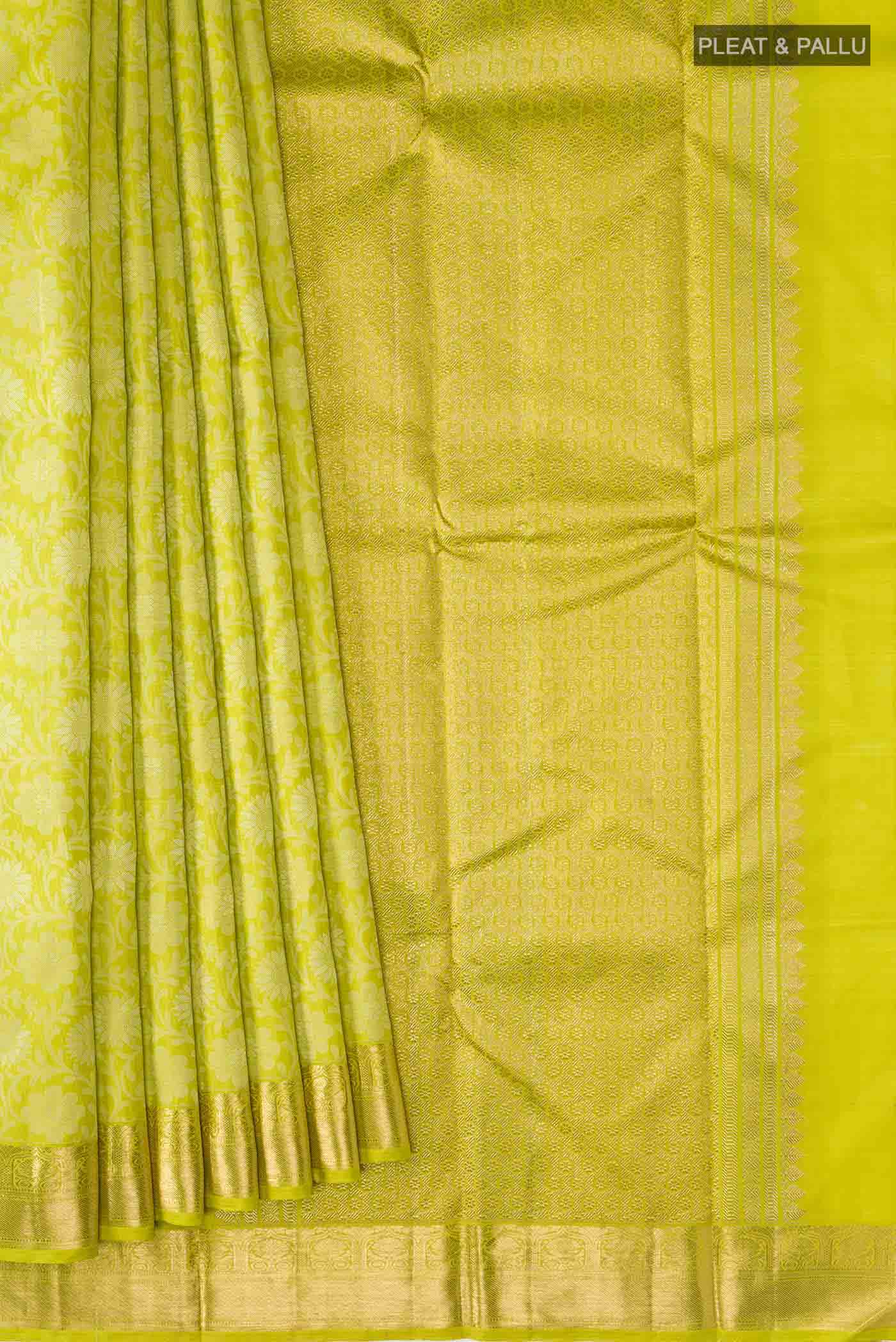 pleats pallu