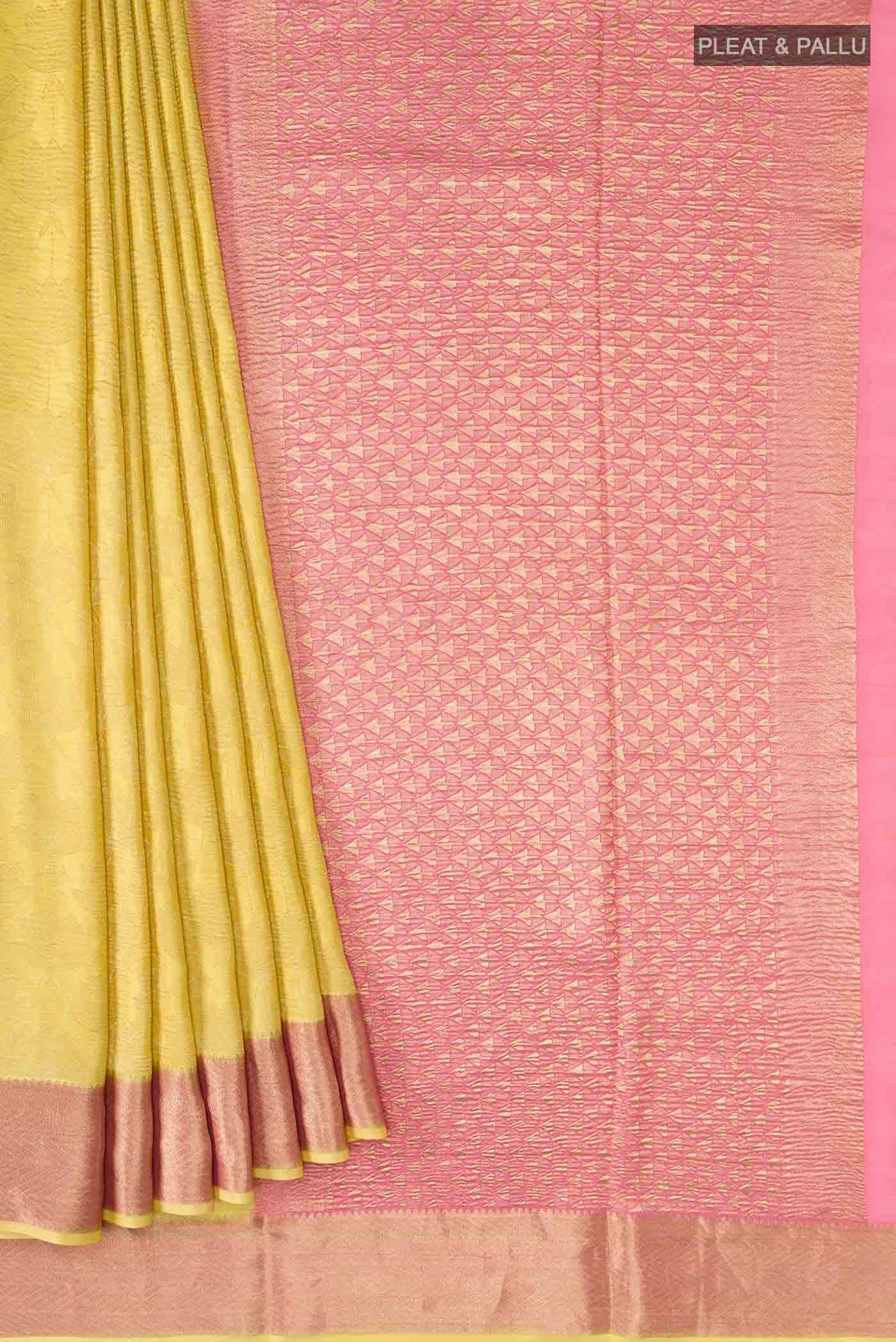 pleats pallu