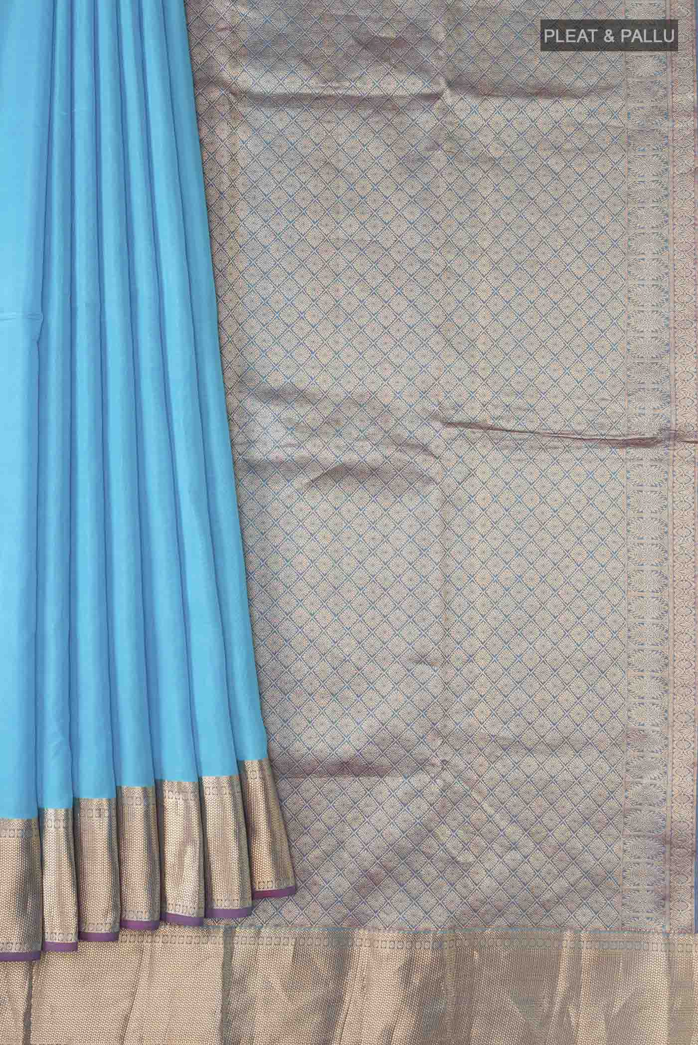 pleats pallu