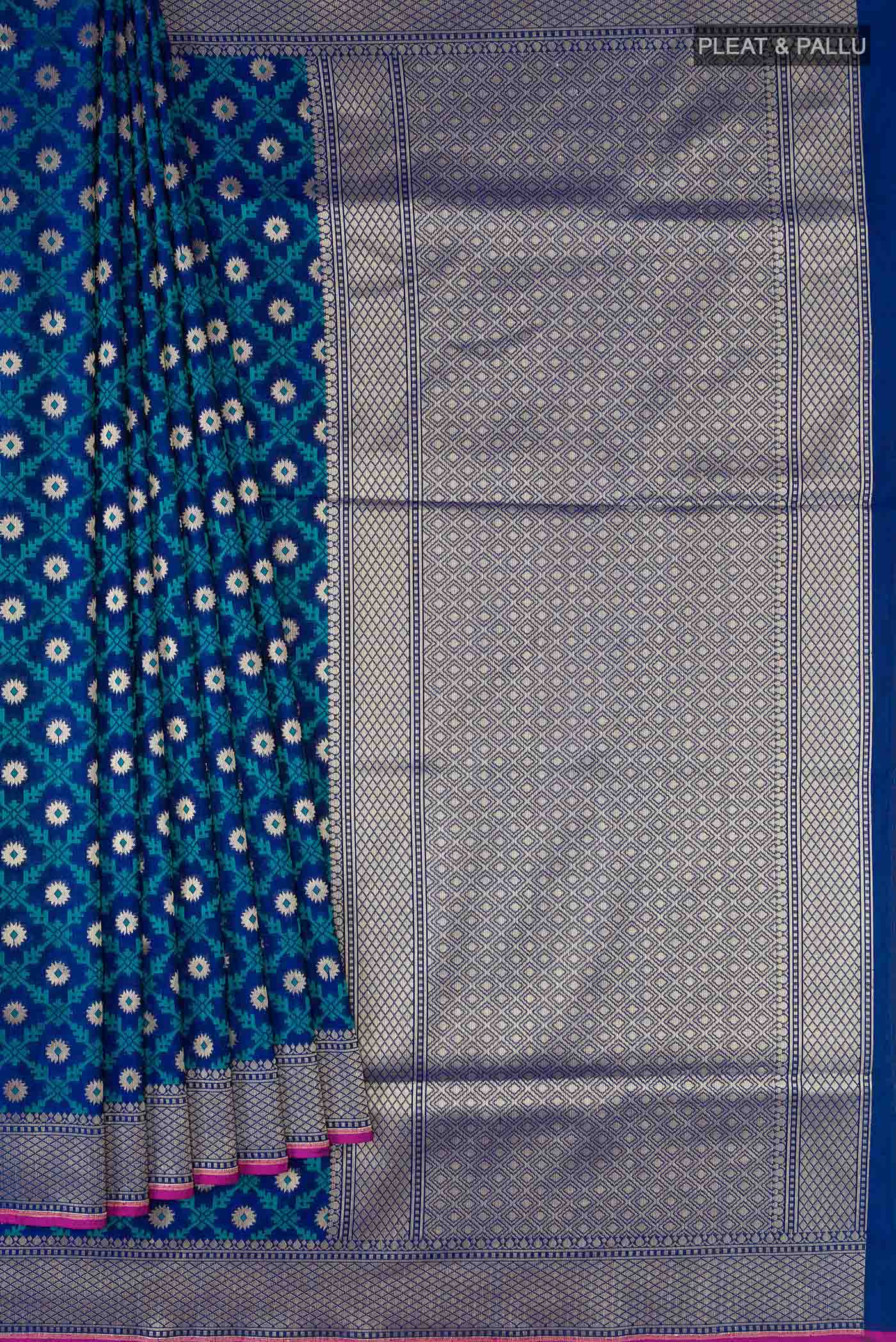 pleats pallu