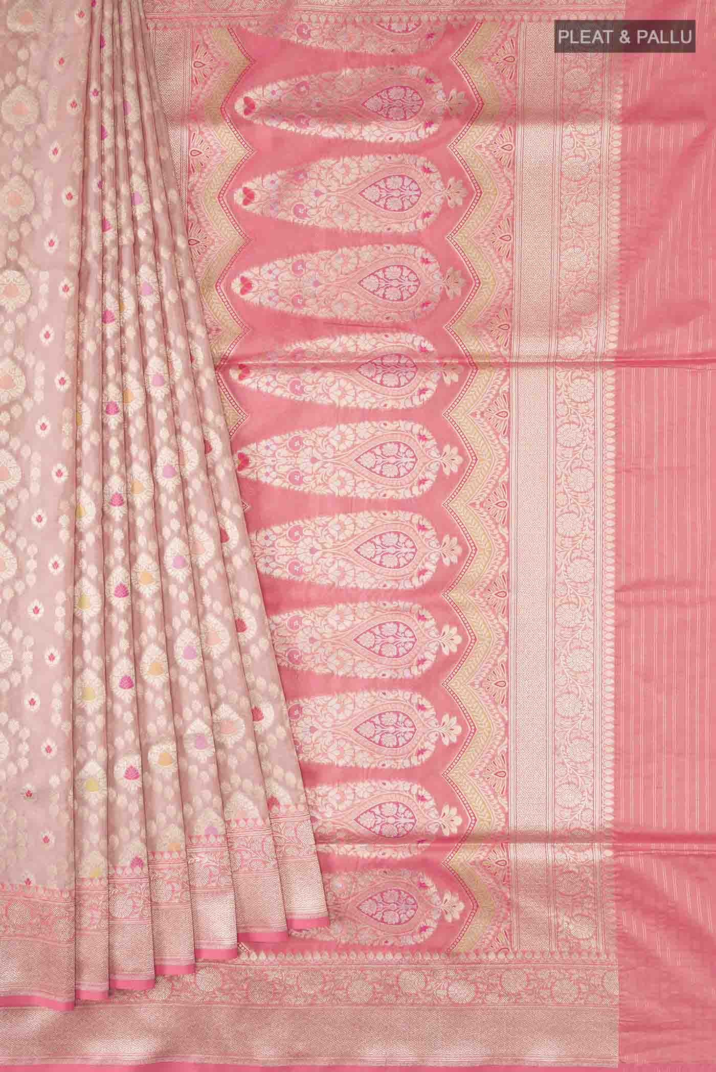 pleats pallu