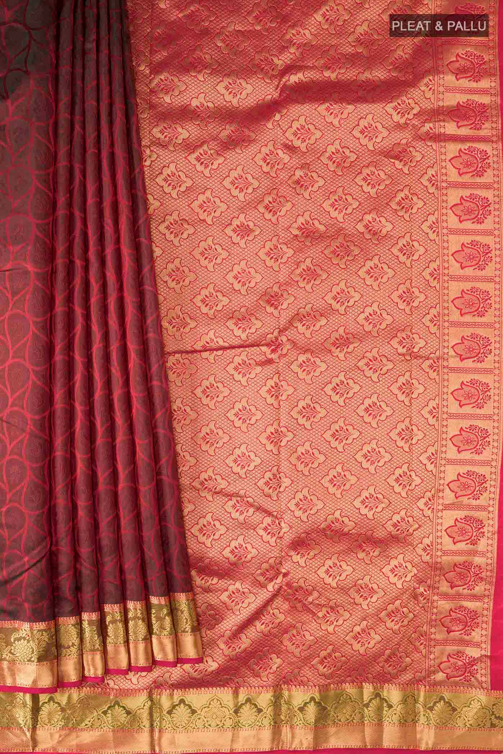 pleats pallu