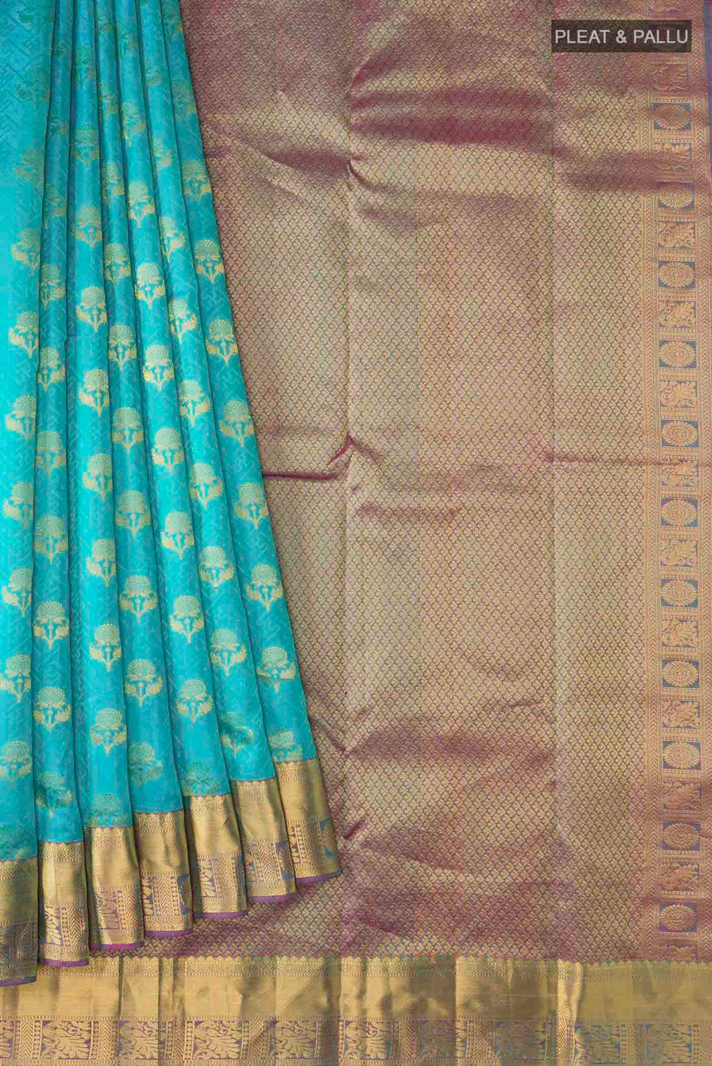 pleats pallu