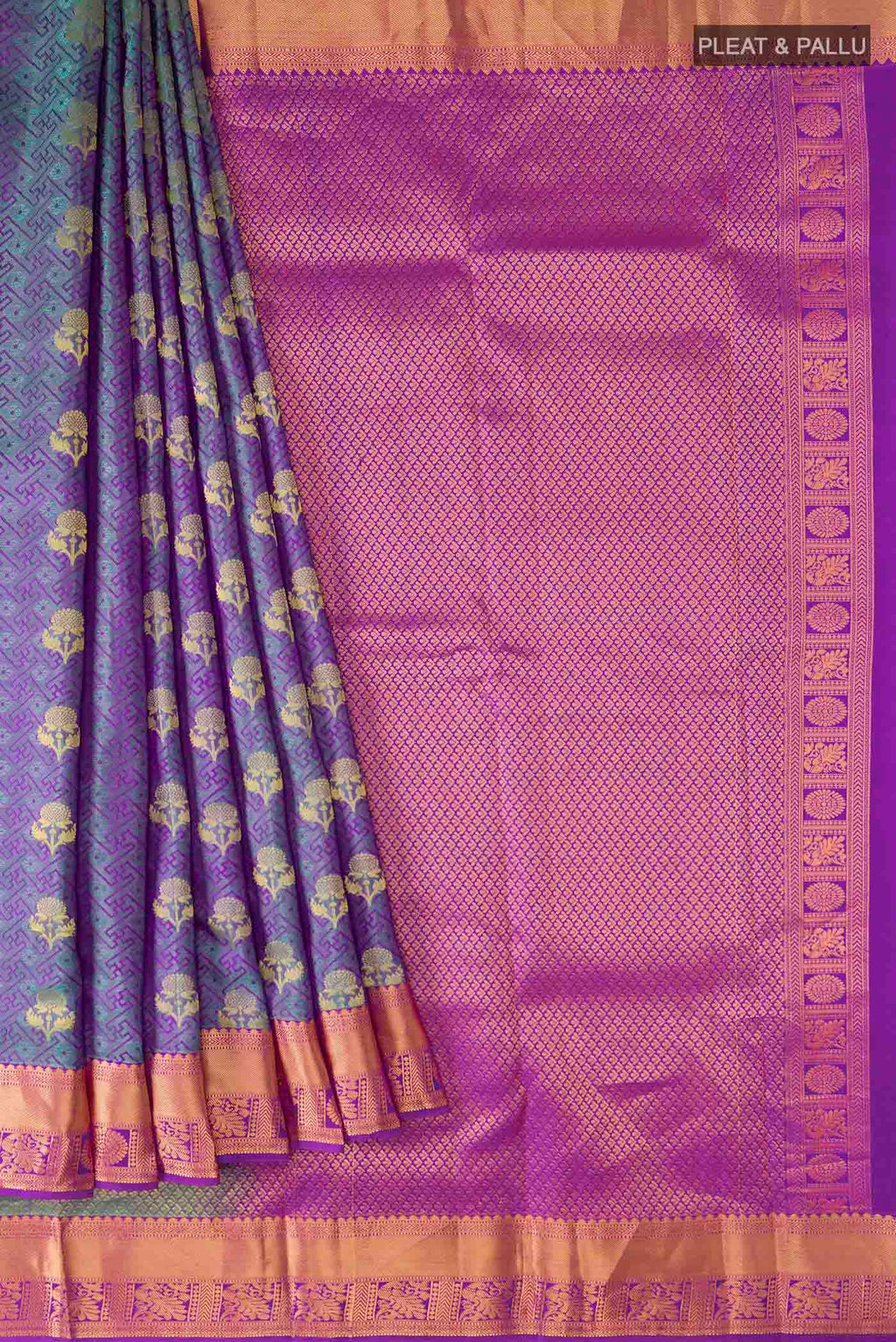 pleats pallu