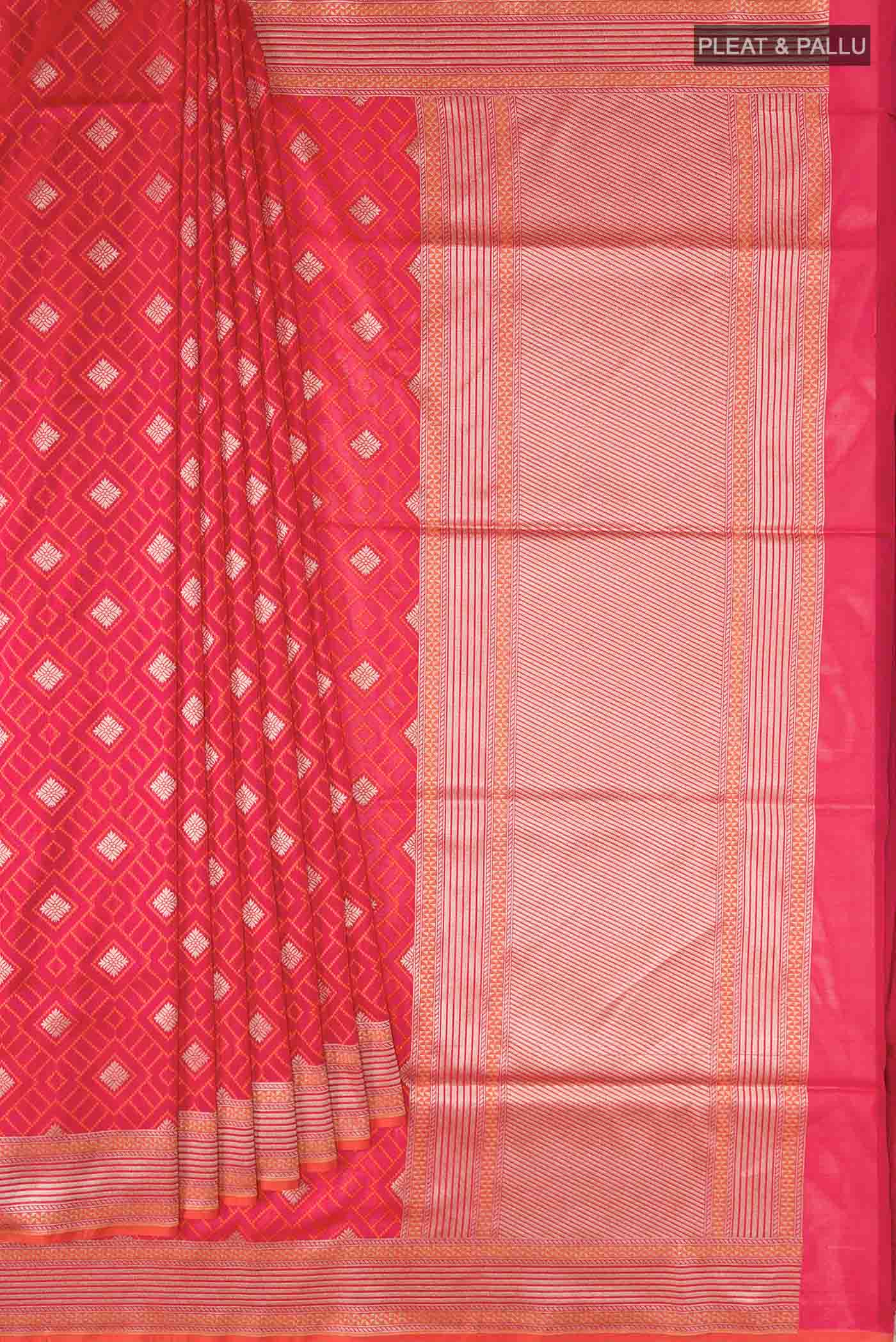 pleats pallu