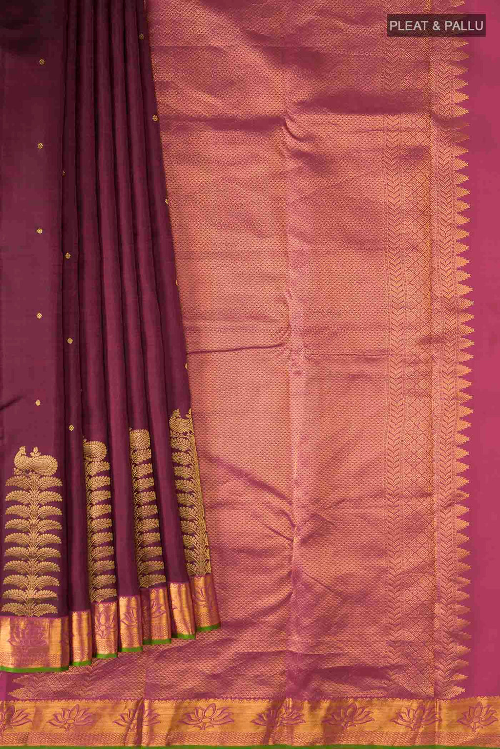 pleats pallu