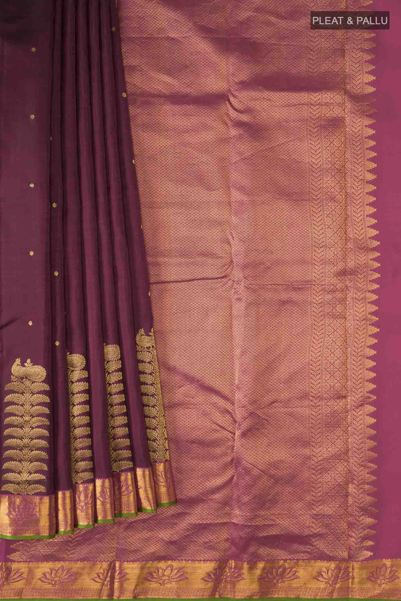 pleats pallu