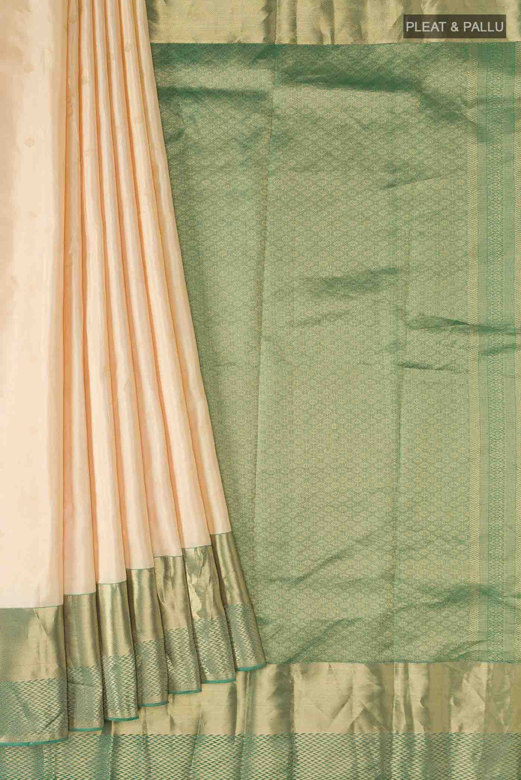 pleats pallu
