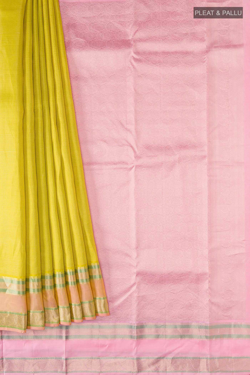 pleats pallu