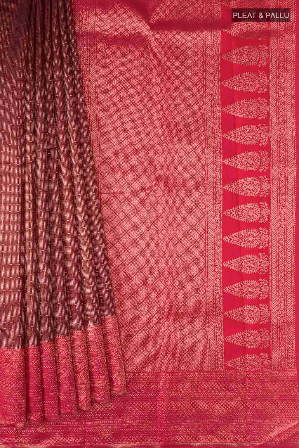 pleats pallu