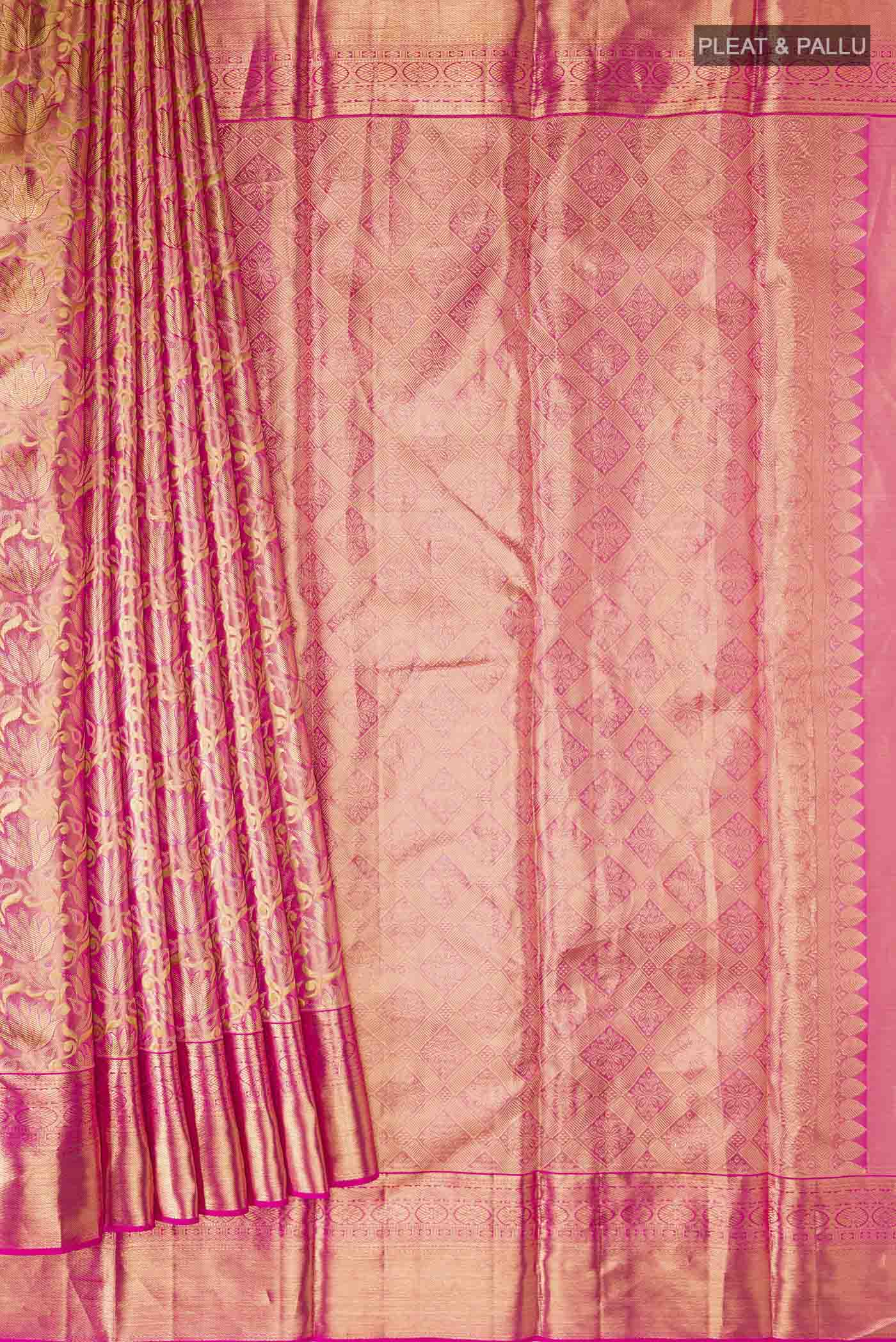 pleats pallu