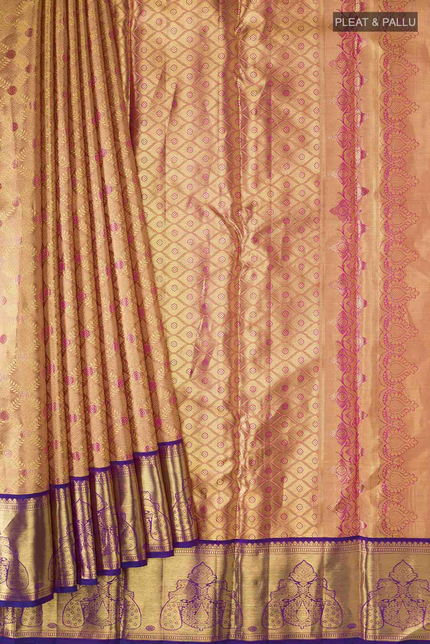 pleats pallu