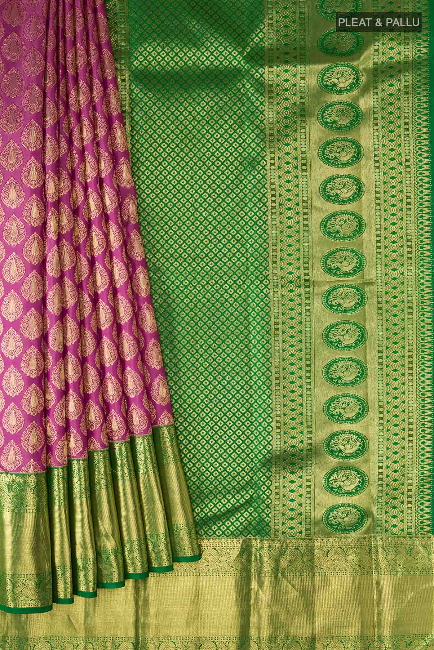 pleats pallu