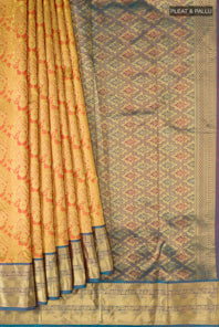 pleats pallu