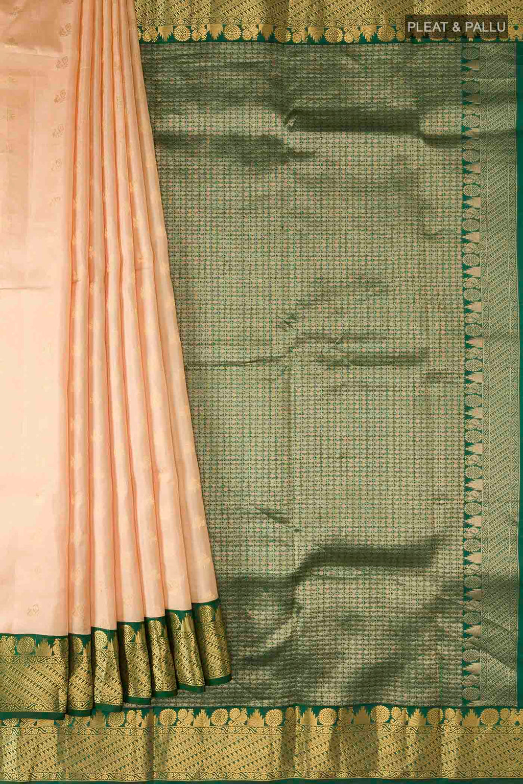 pleats pallu