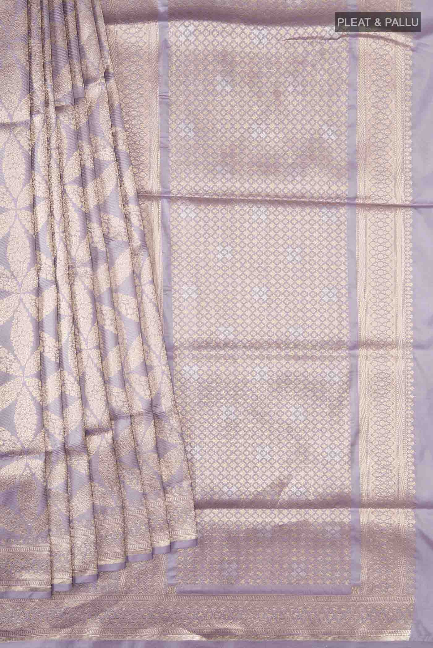 pleats pallu